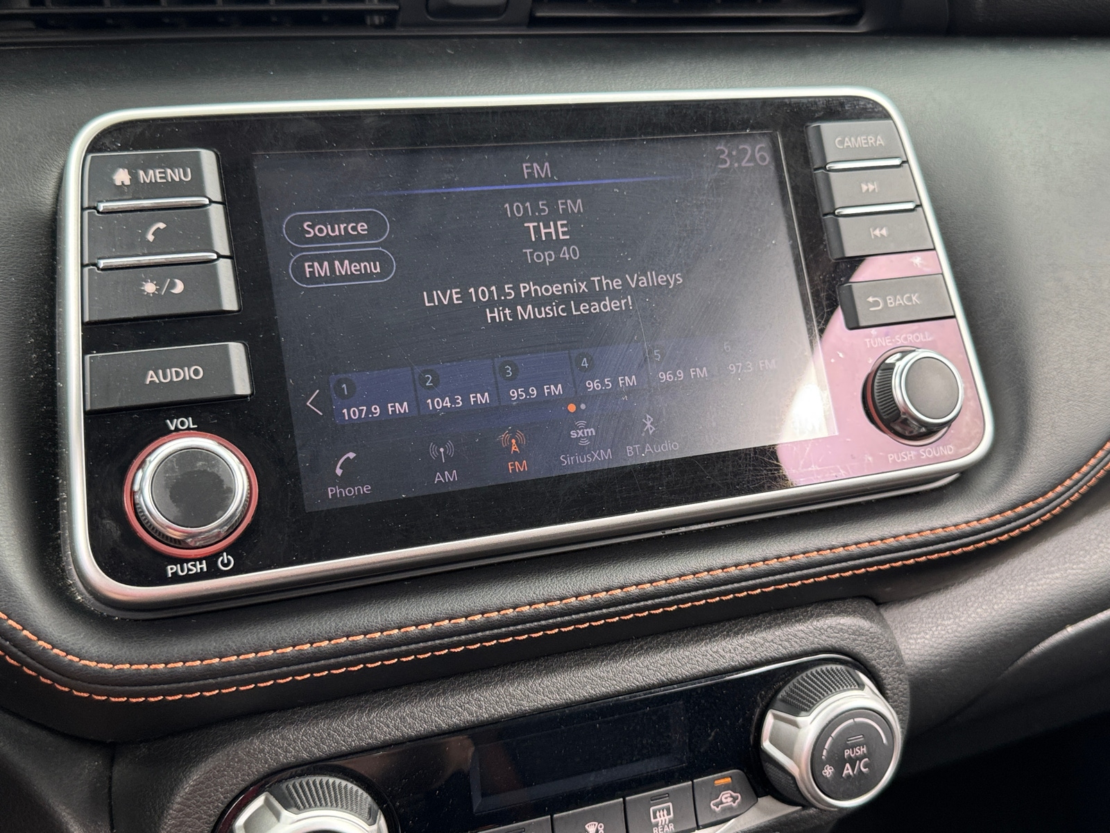 Thumbnail: 2018 Nissan Kicks - 4