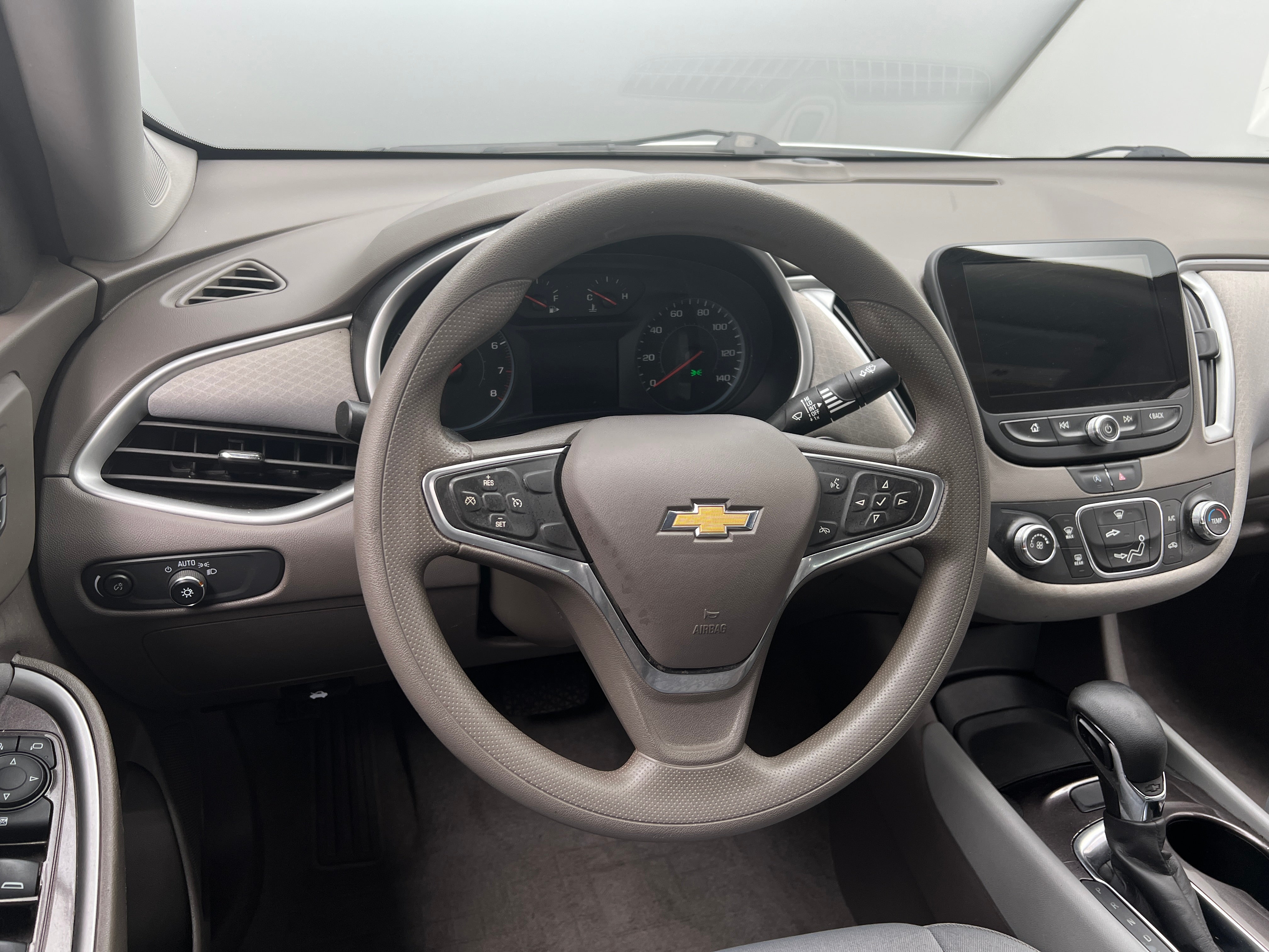 2022 Chevrolet Malibu LS 5