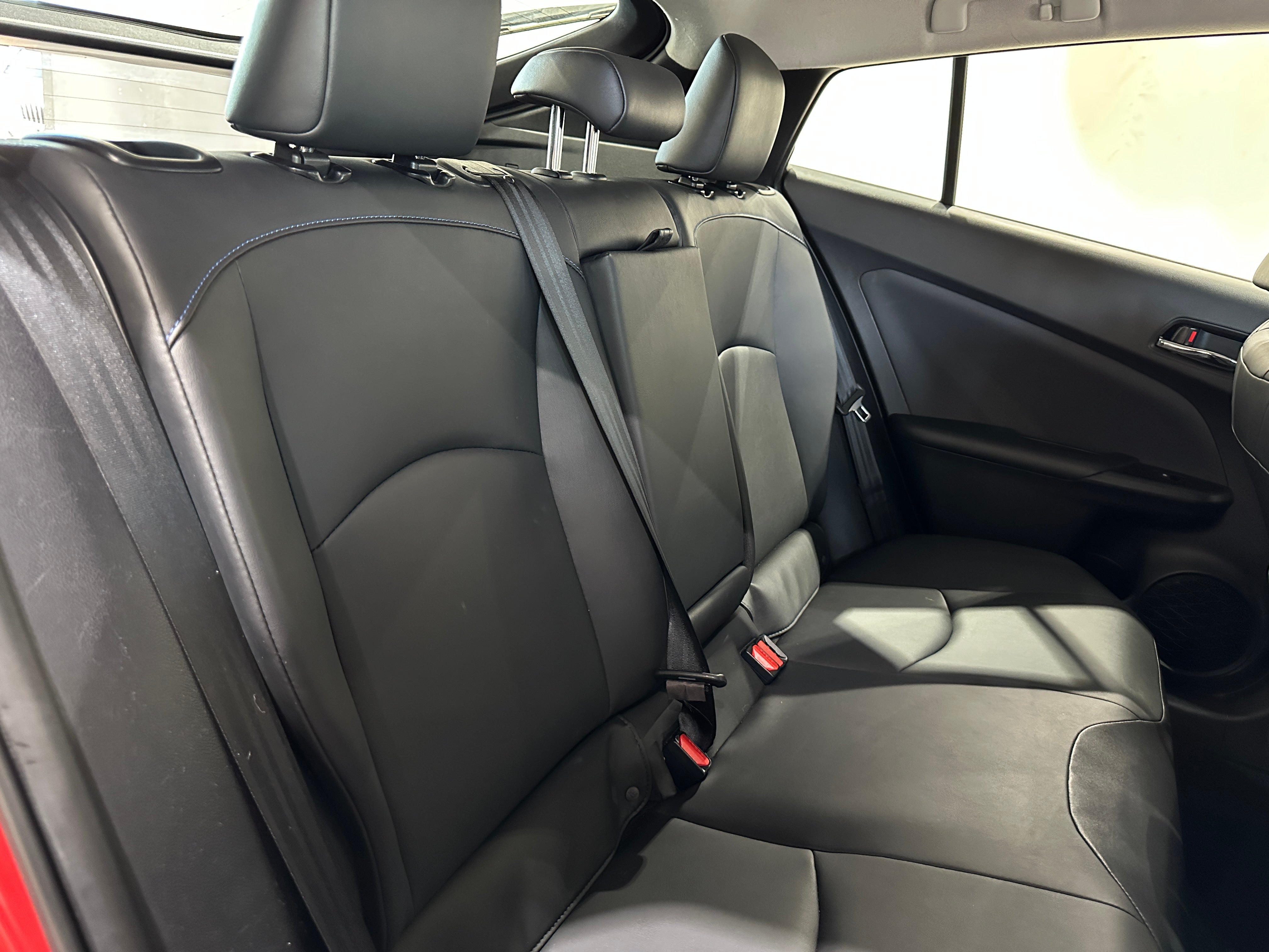2016 Toyota Prius Four Touring 5