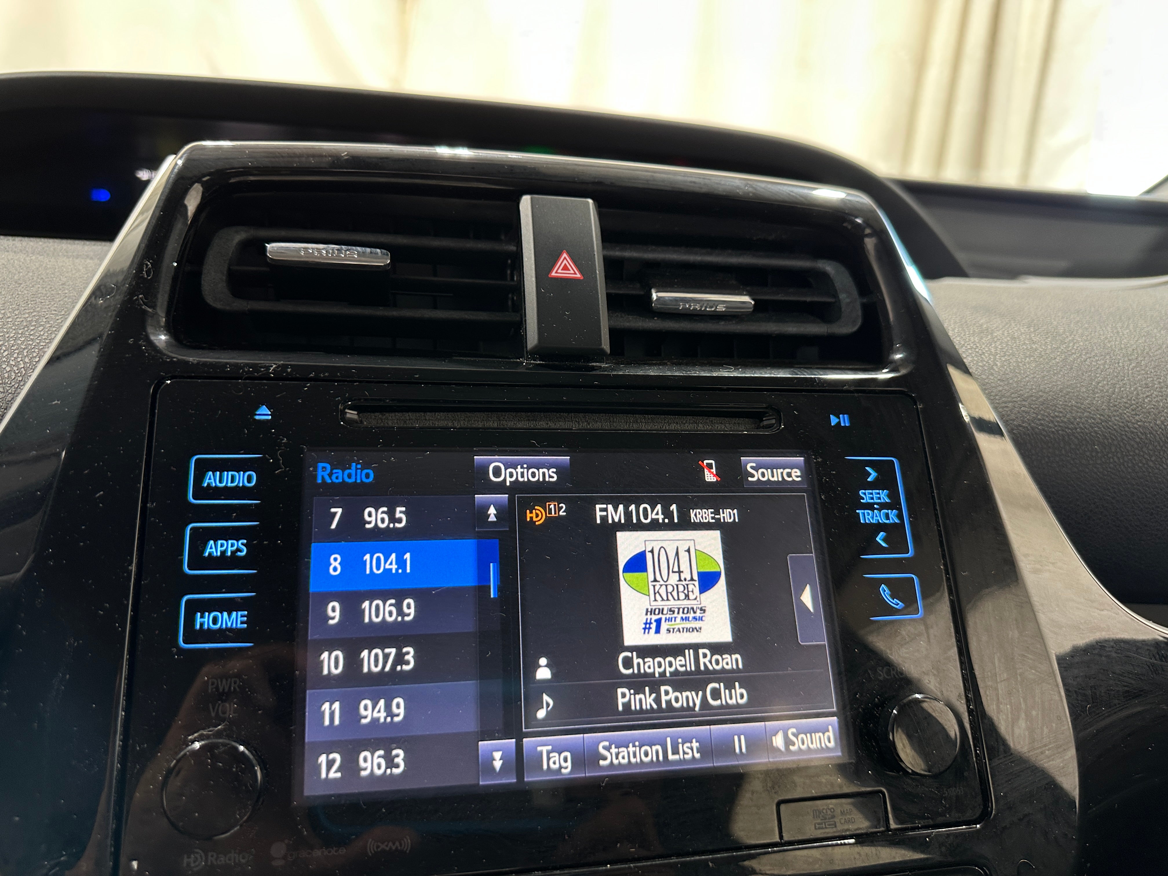 2016 Toyota Prius Four Touring 3