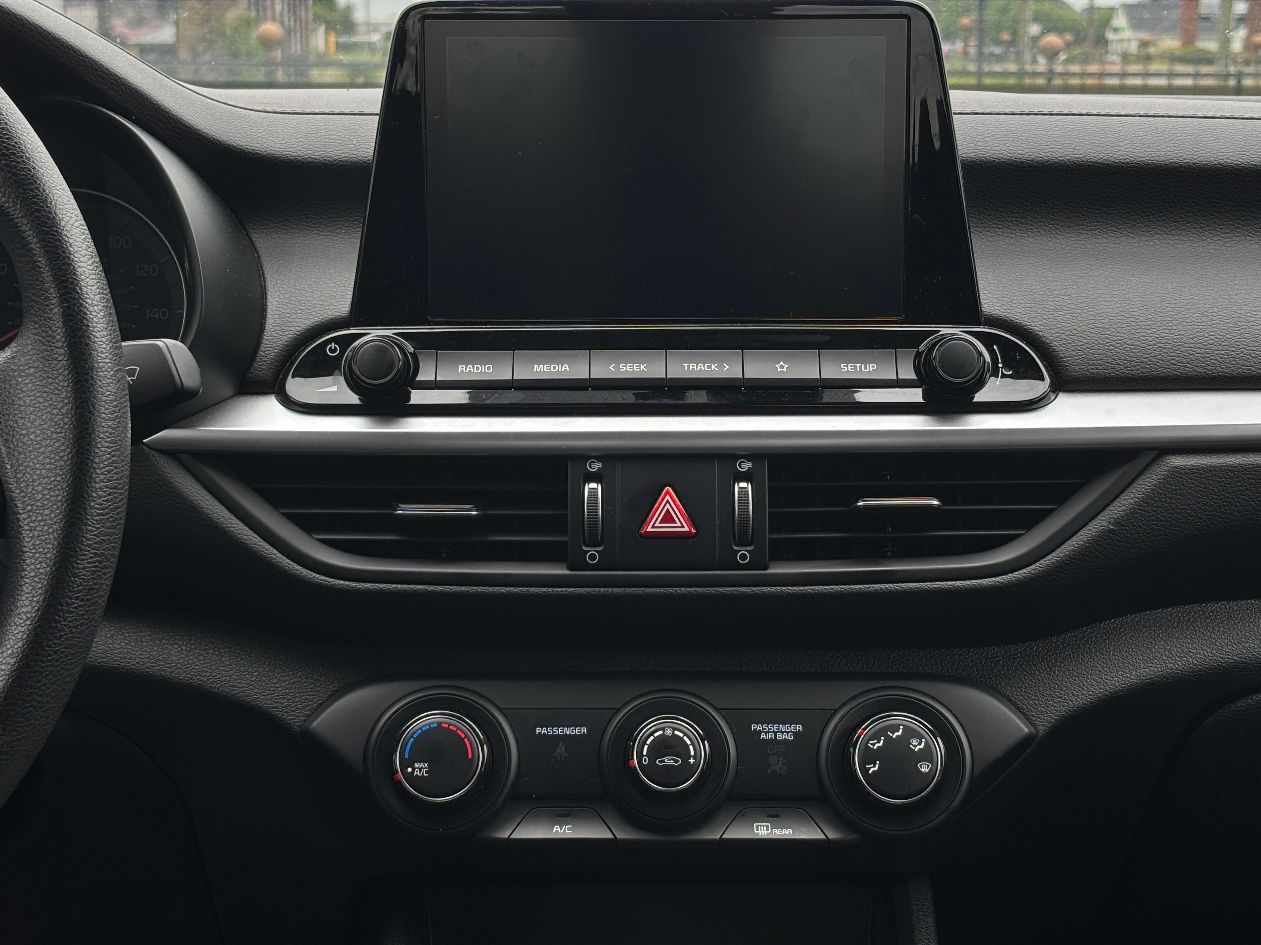 2024 Kia Forte LXS 4