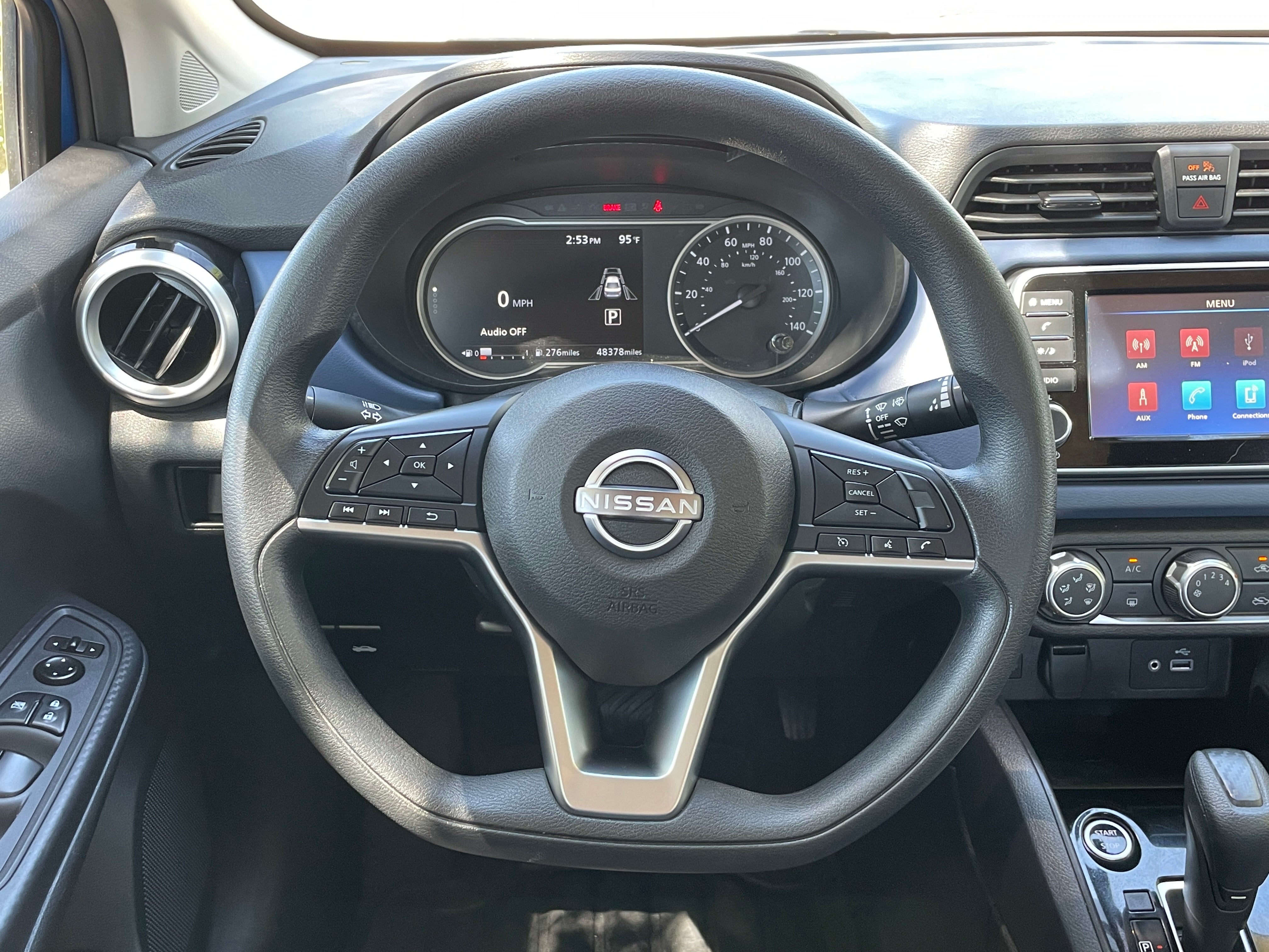 2023 Nissan Versa SV 5