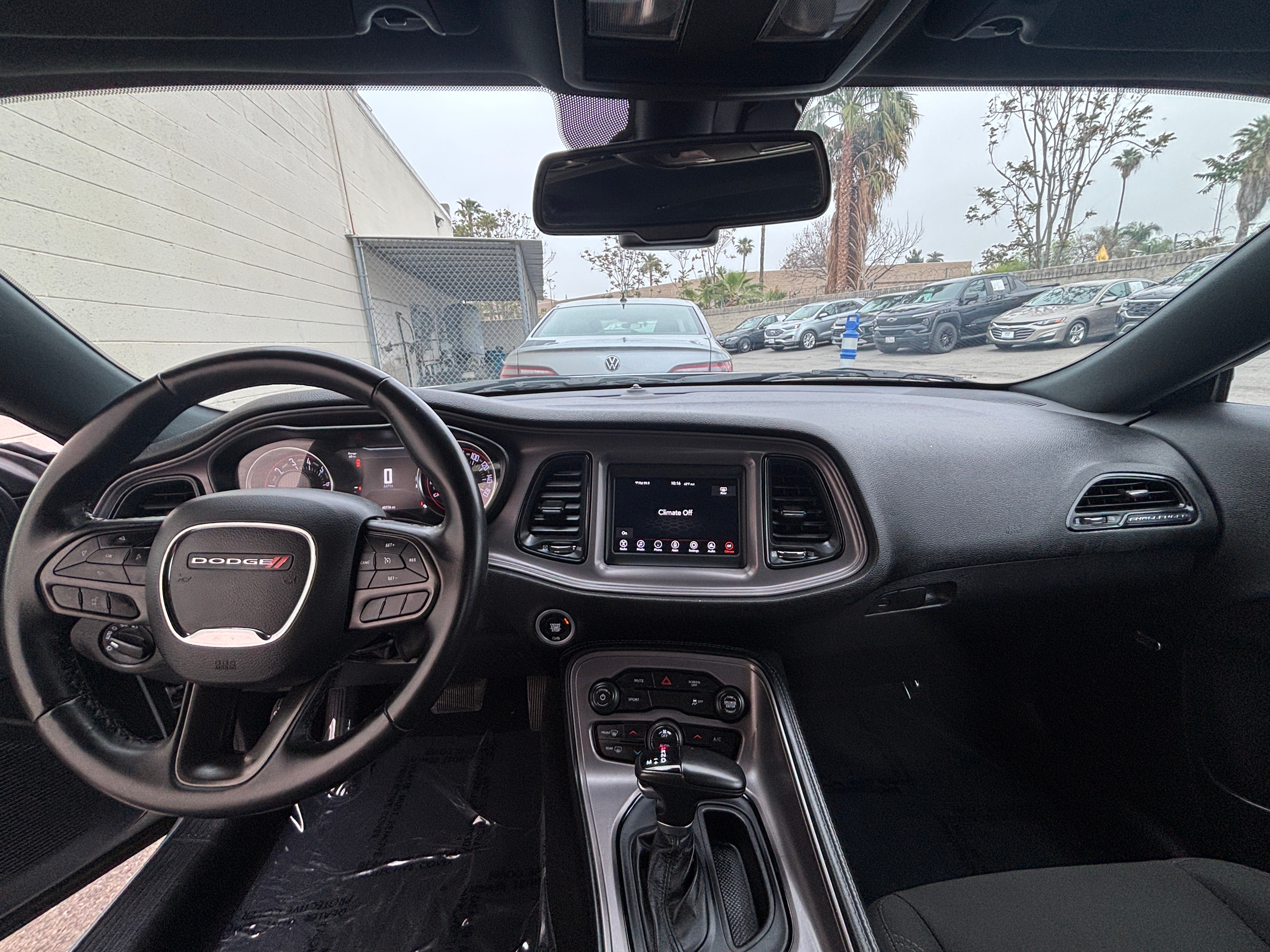 2023 Dodge Challenger SXT 3