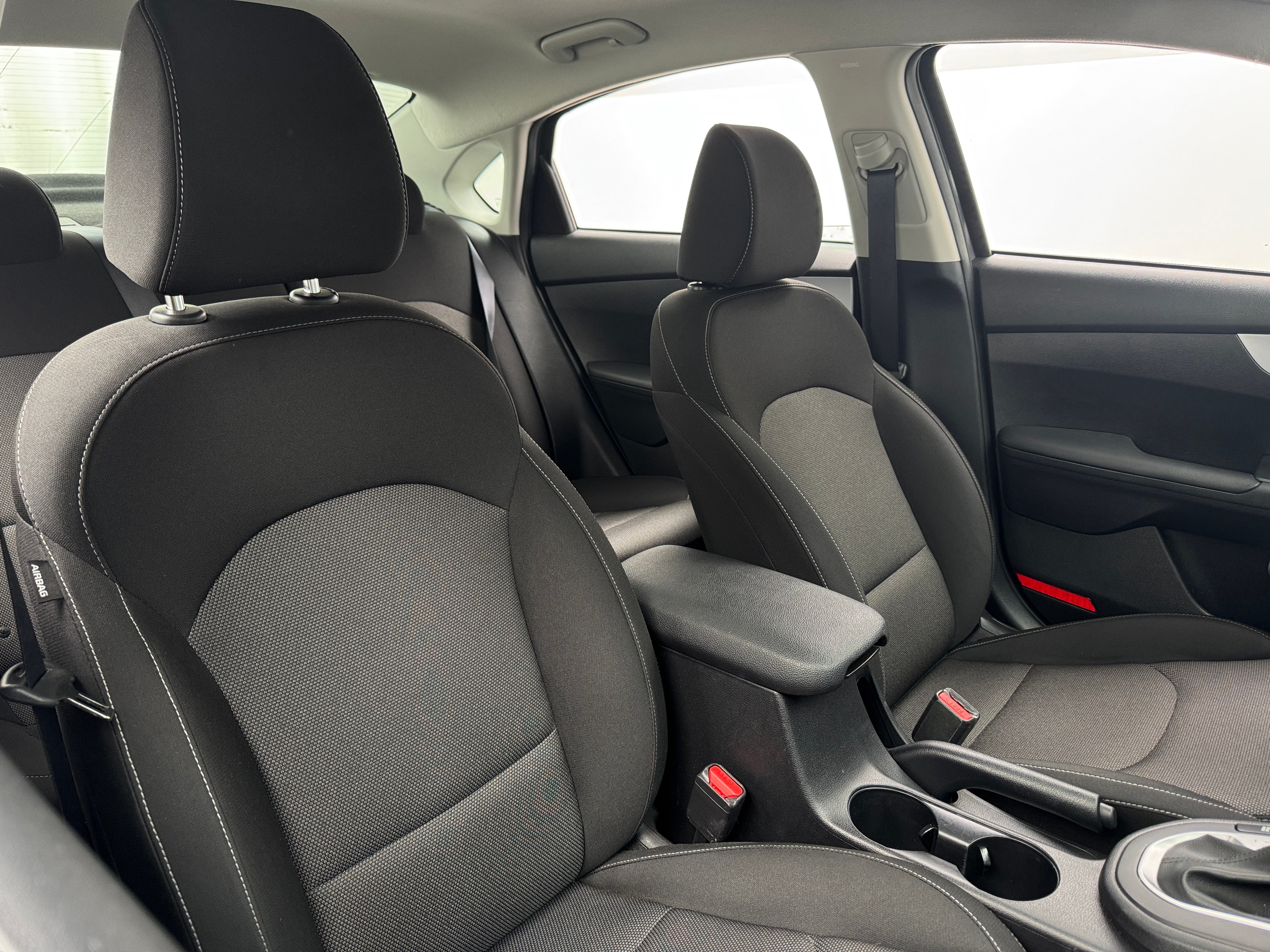2024 Kia Forte LXS 2