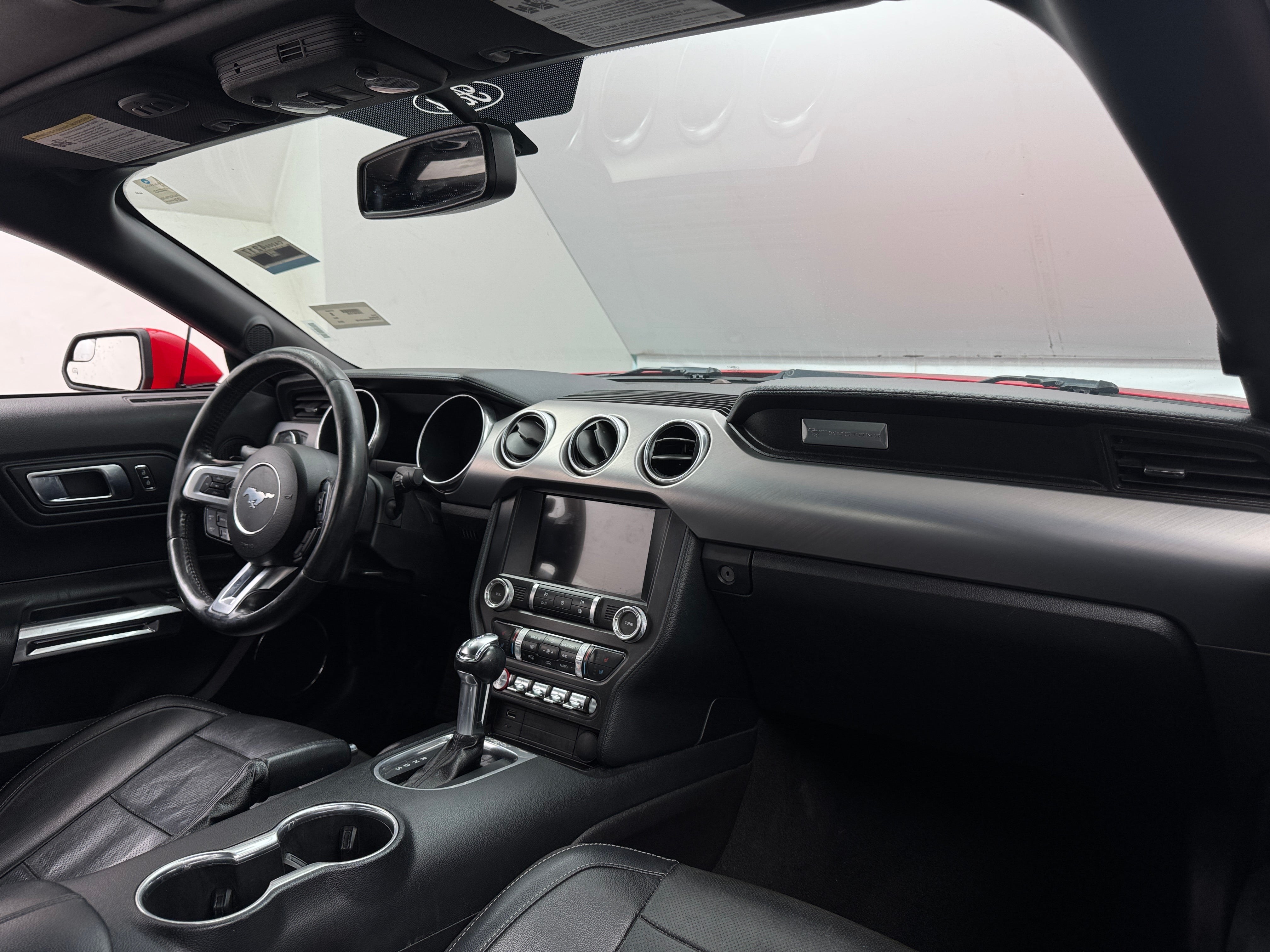 2019 Ford Mustang  2