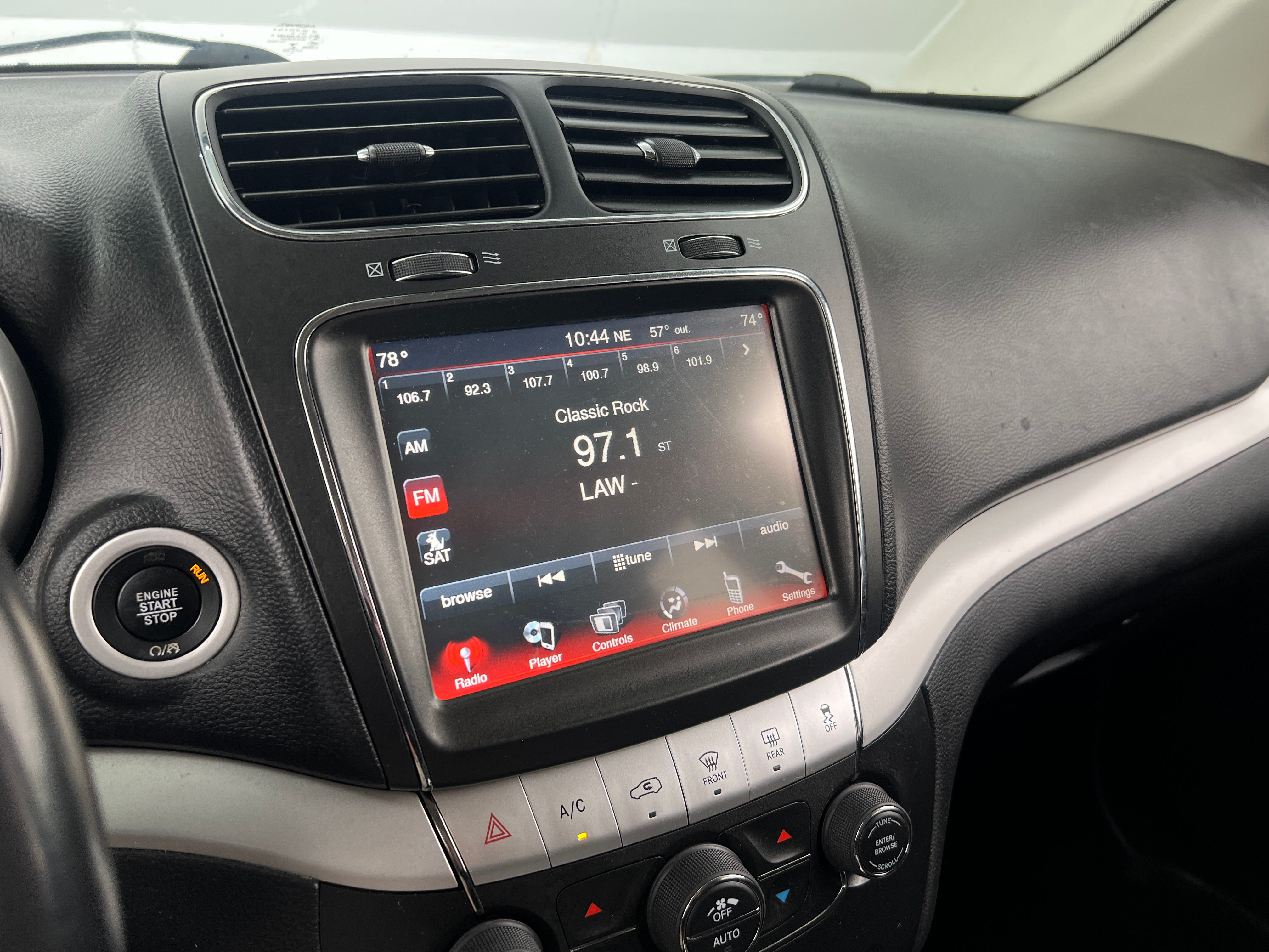 2019 Dodge Journey SE 4
