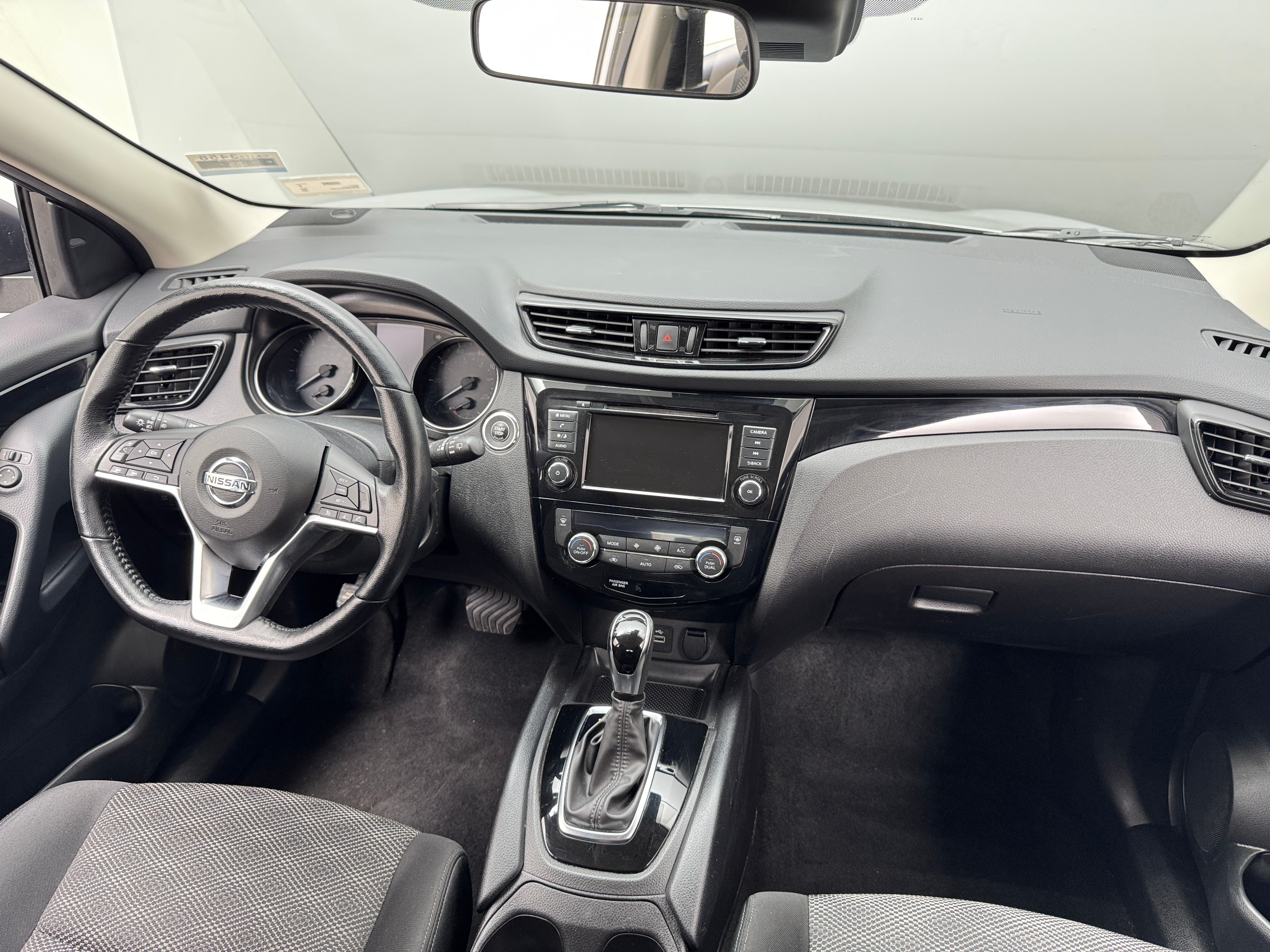 2022 Nissan Rogue Sport SV 3