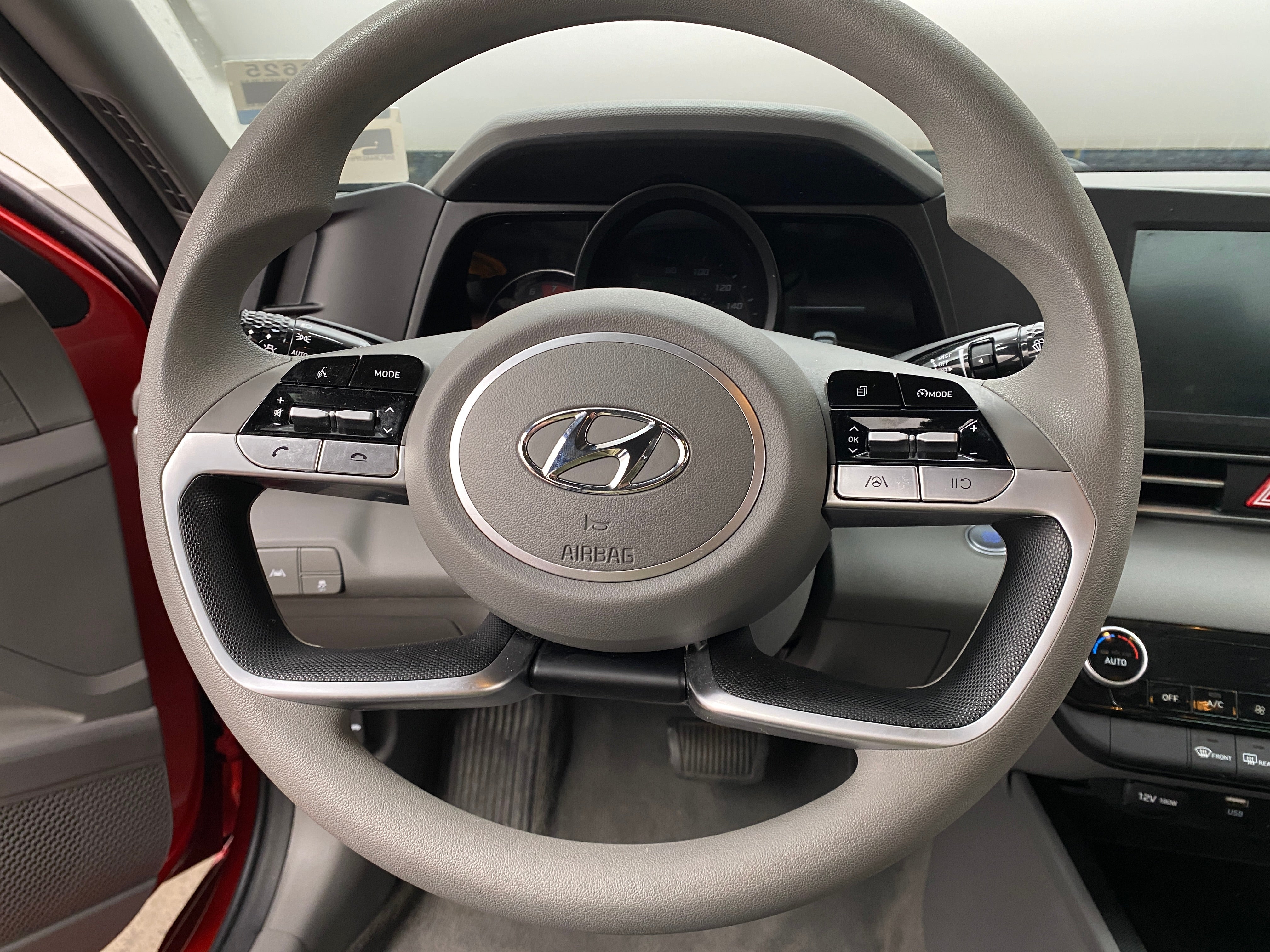 2023 Hyundai Elantra SEL 5