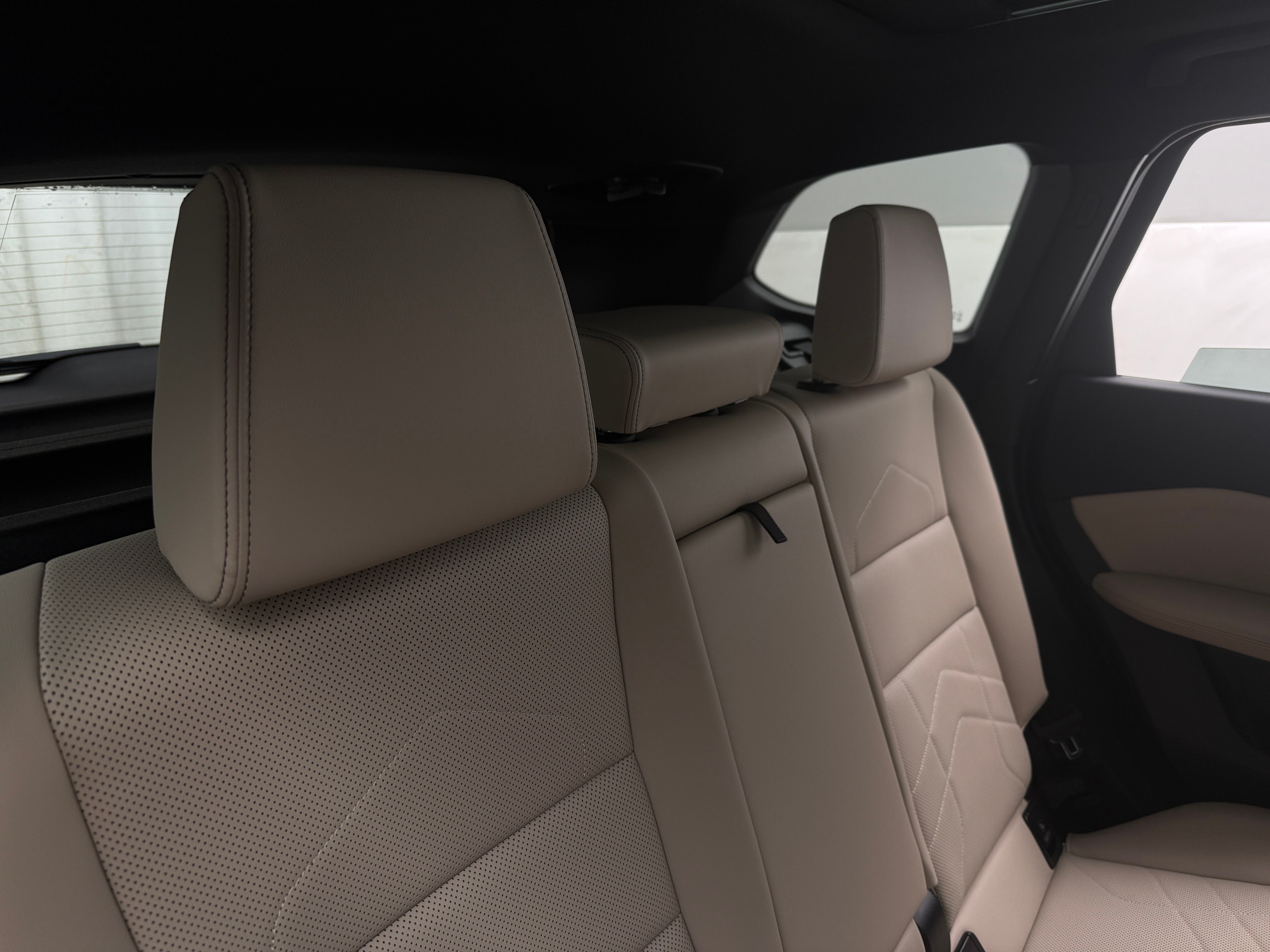2025 BMW X1 xDrive28i 5