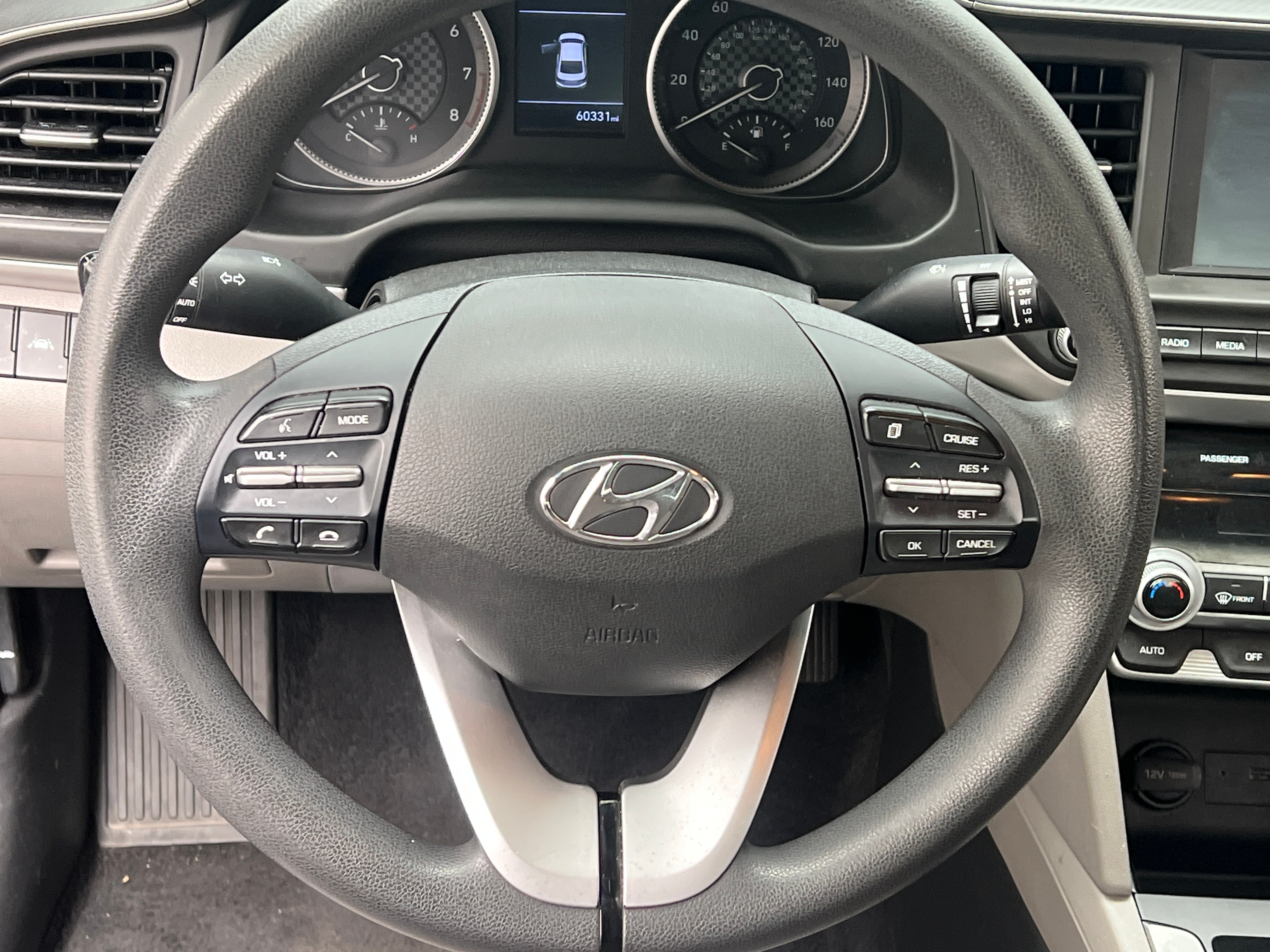2020 Hyundai Elantra SEL 5