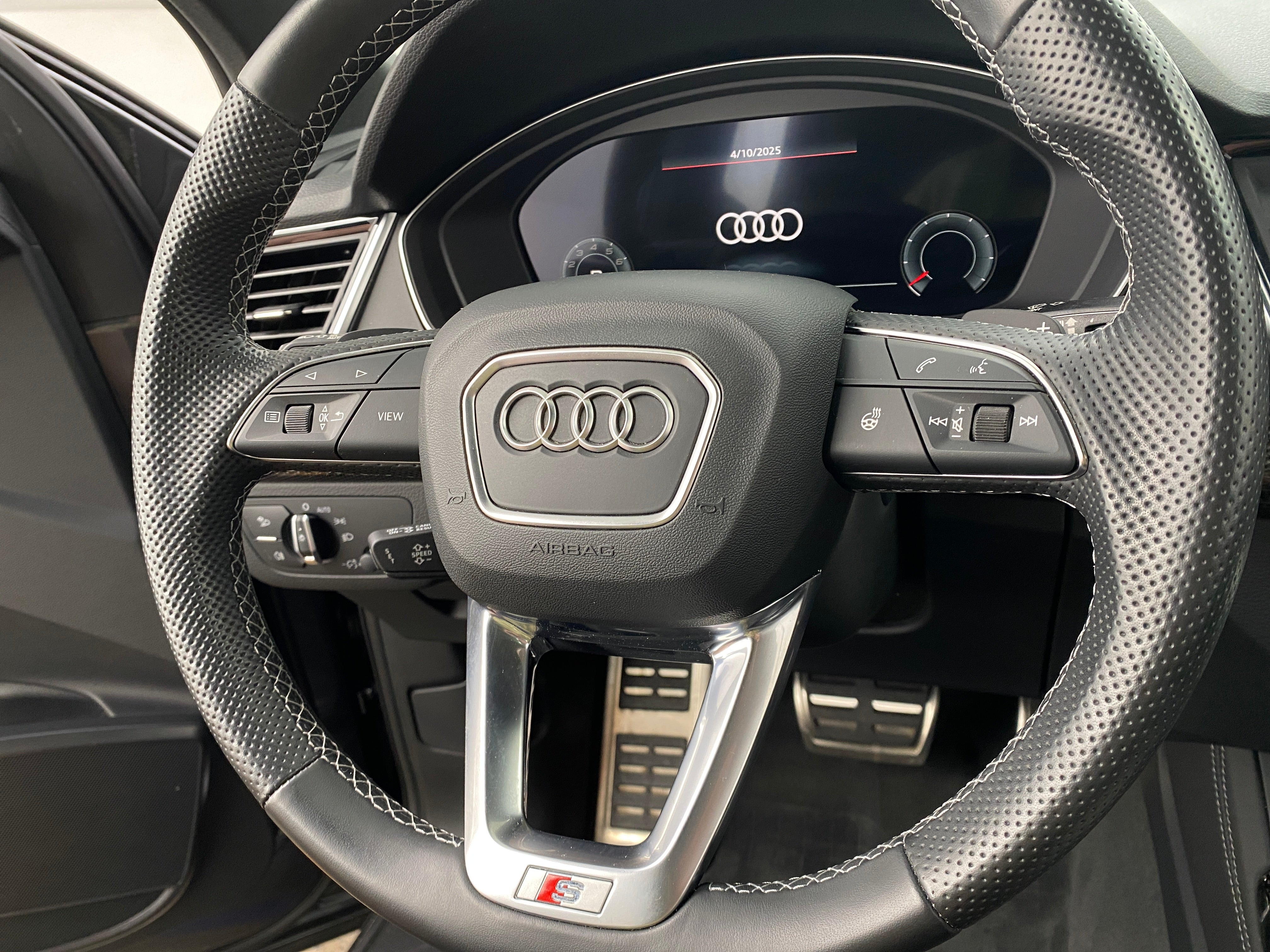 2022 Audi SQ5 Premium Plus 4