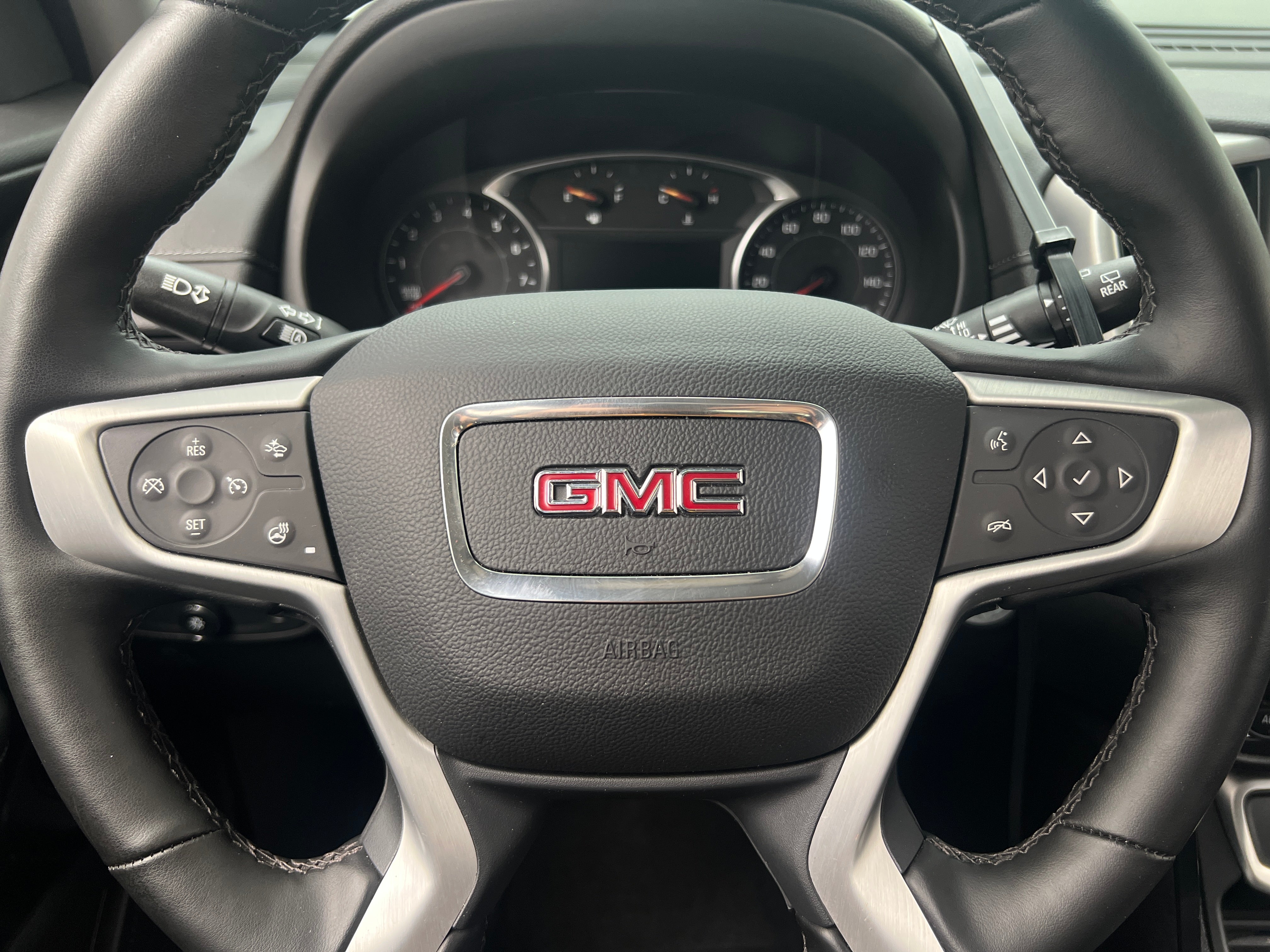 2024 GMC Terrain SLT 4
