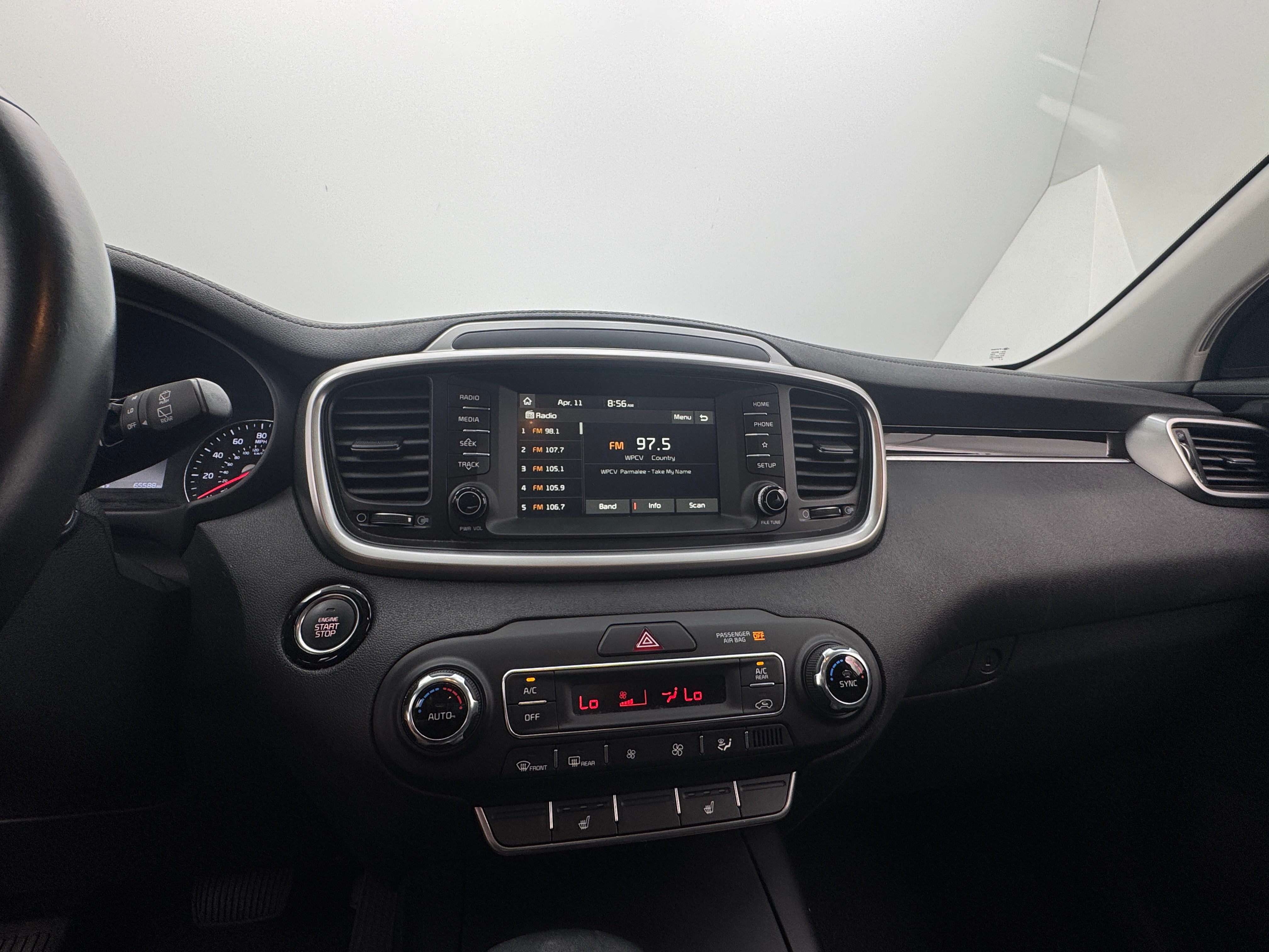 2020 Kia Sorento S 4