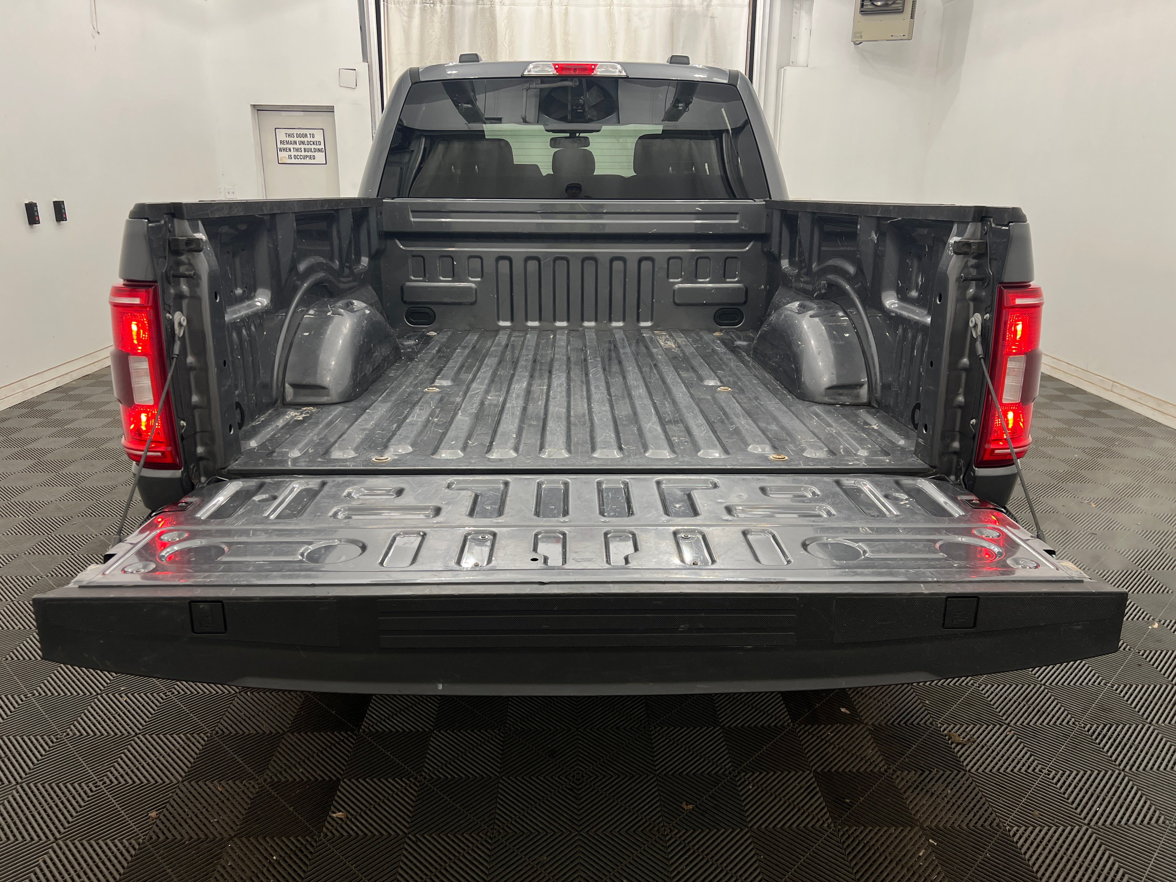 2023 Ford Econoline E-150 7