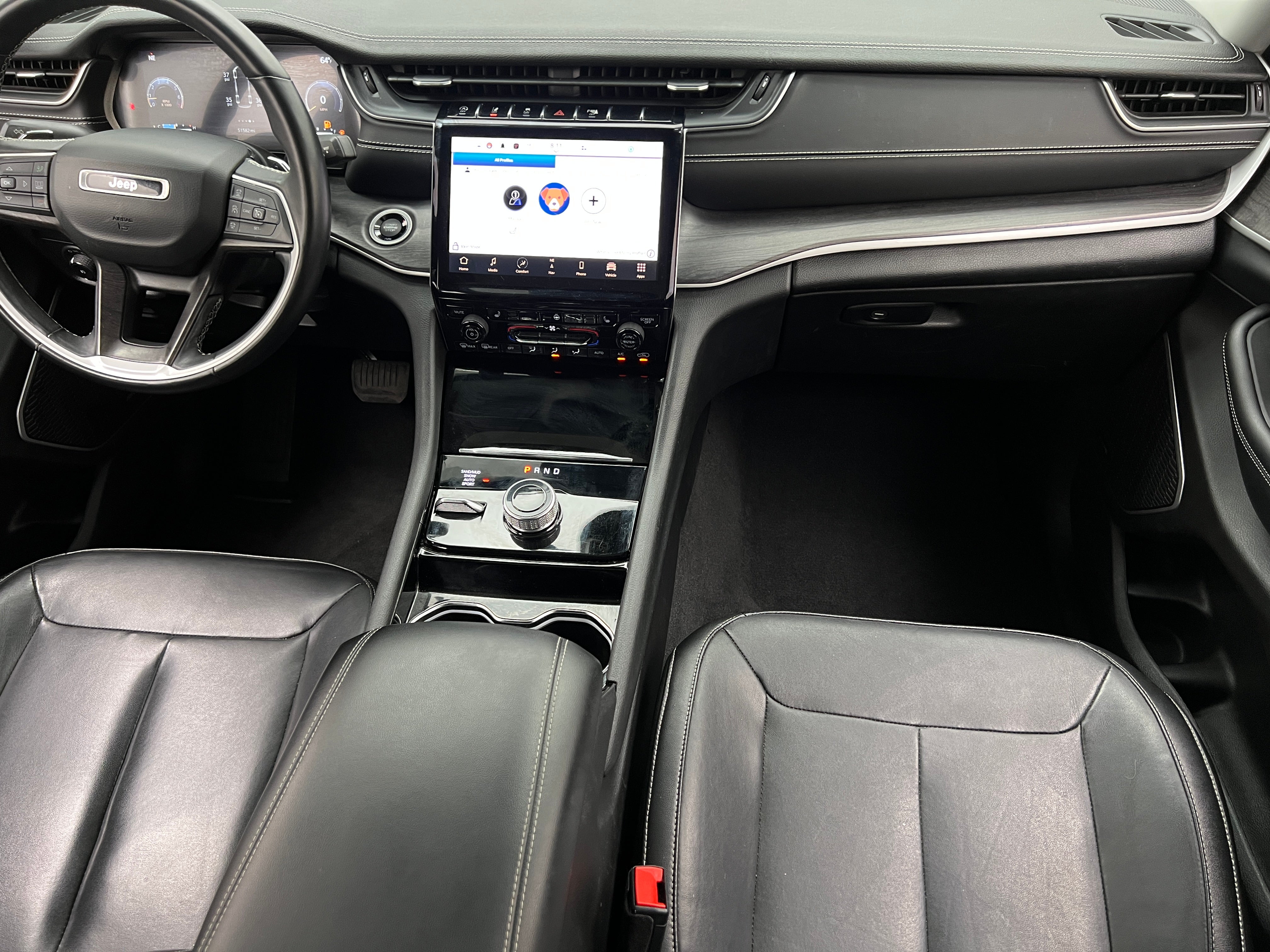 2022 Jeep Grand Cherokee Limited Edition 2