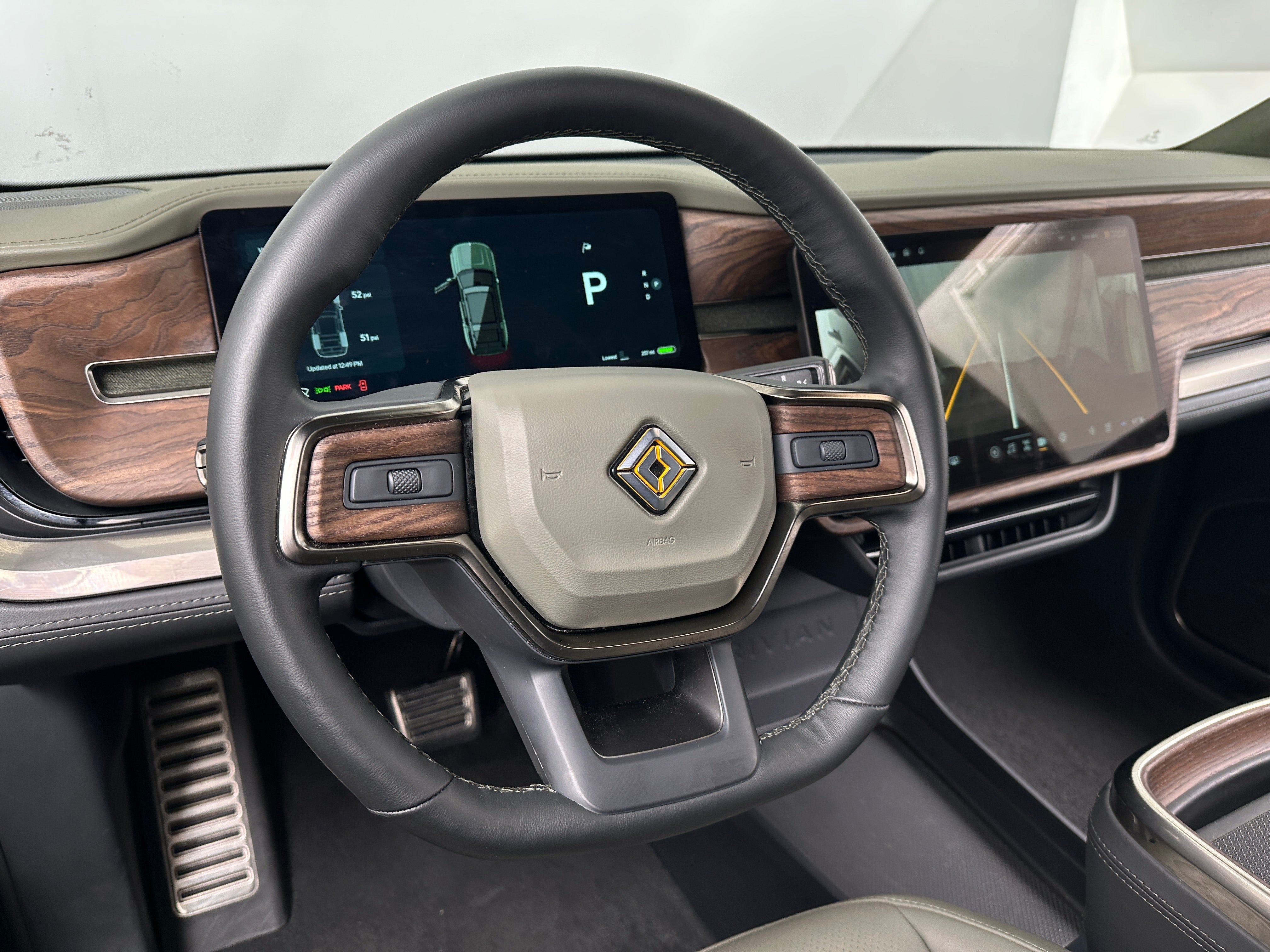 2022 Rivian R1S Launch Edition 4