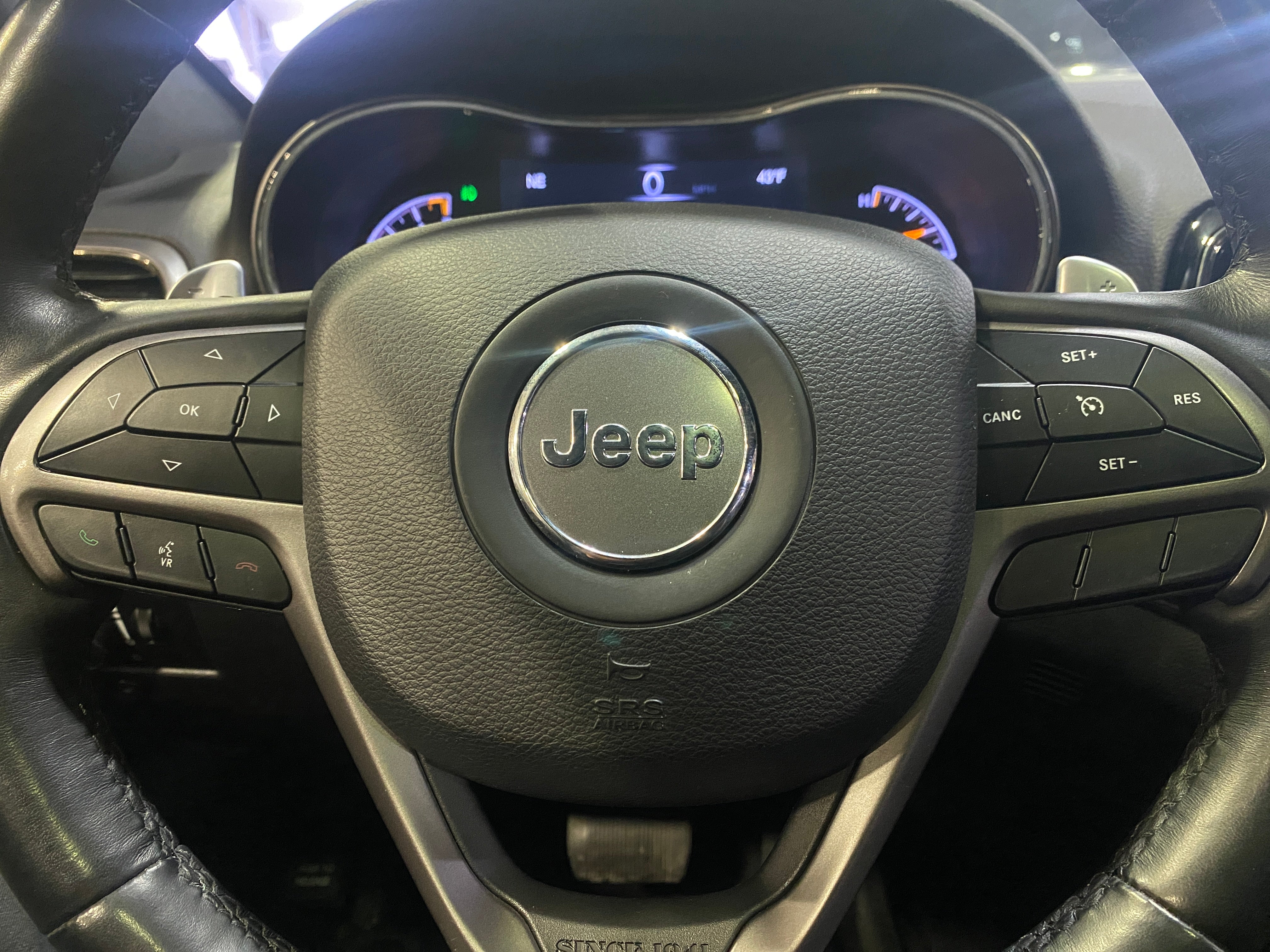2019 Jeep Grand Cherokee Limited Edition 4