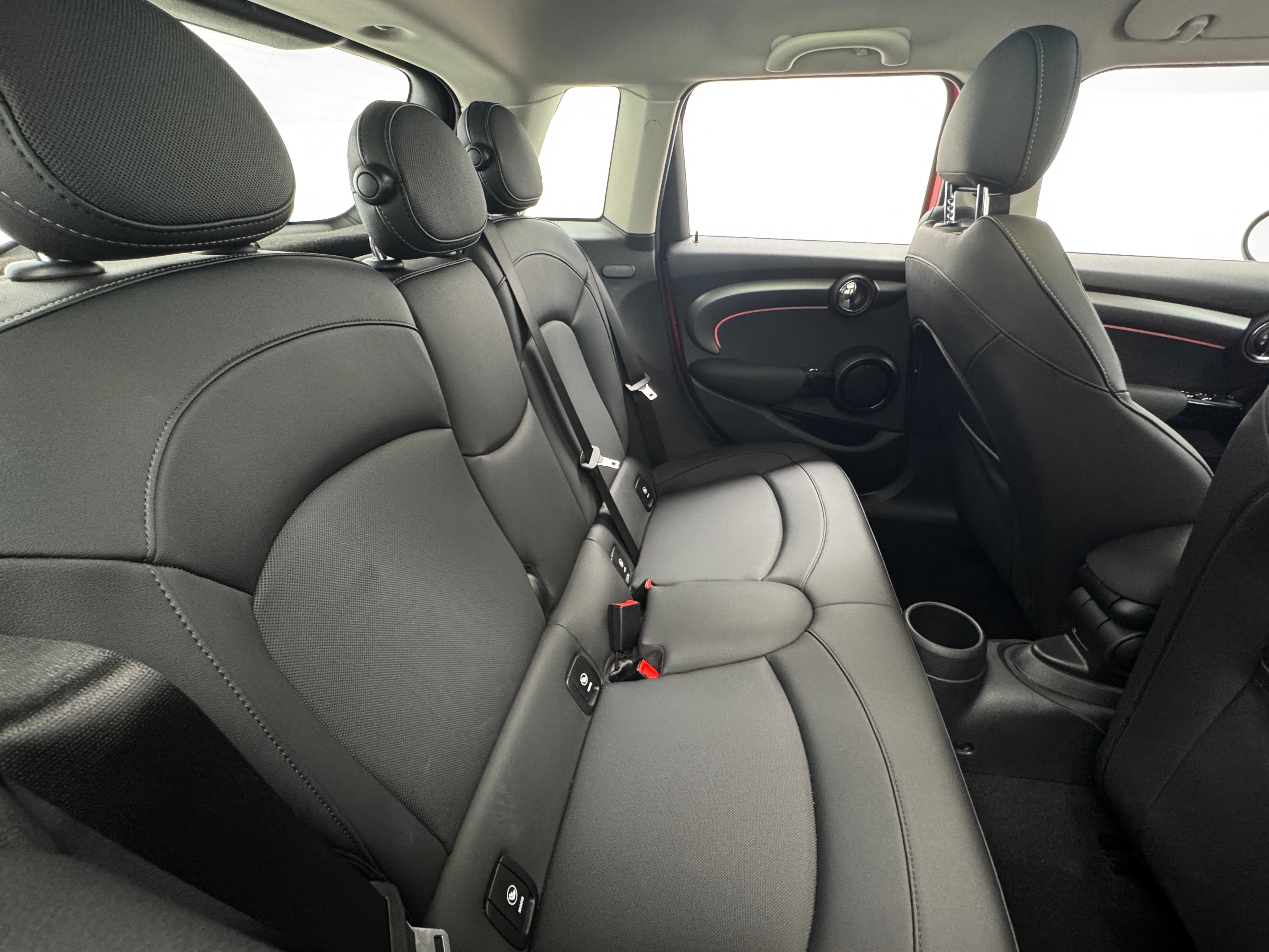 2024 MINI Cooper Hardtop S 5