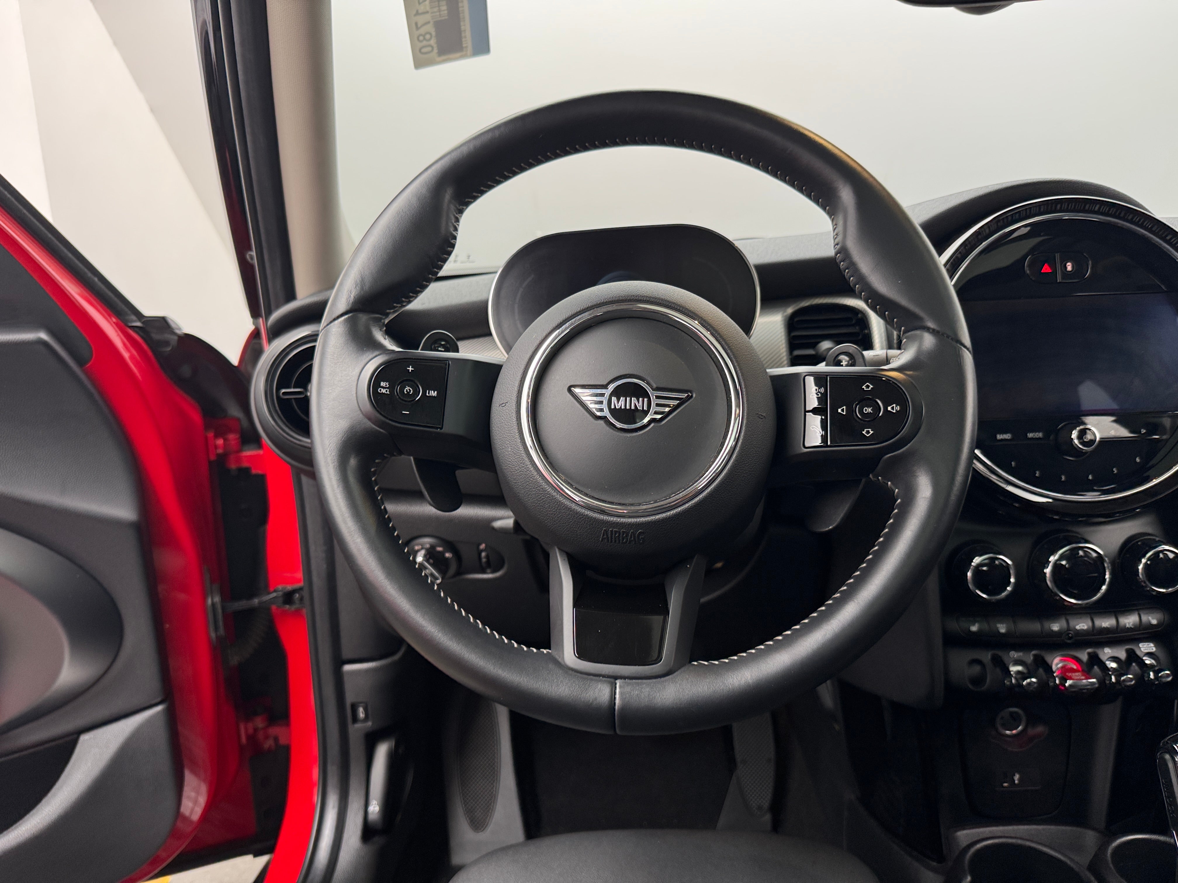 2024 MINI Cooper Hardtop S 4