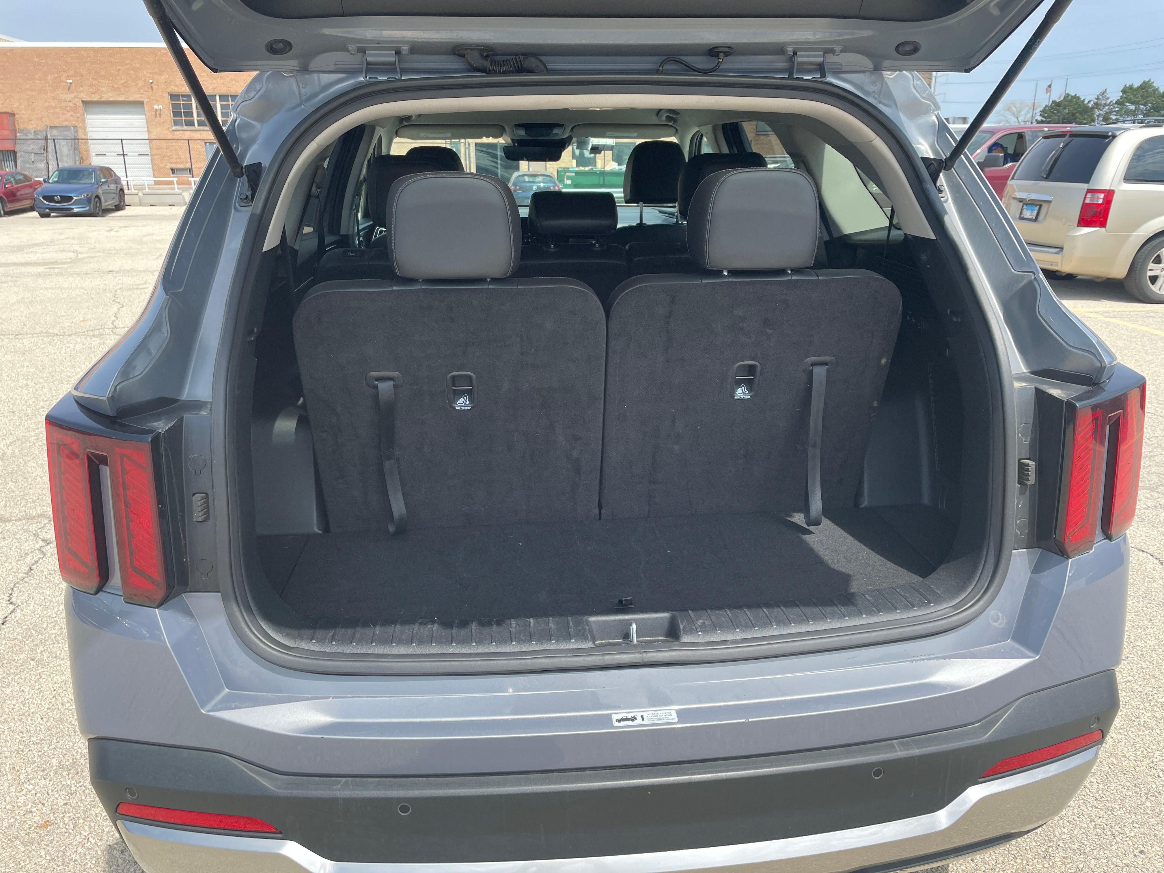 2024 Kia Sorento S 6