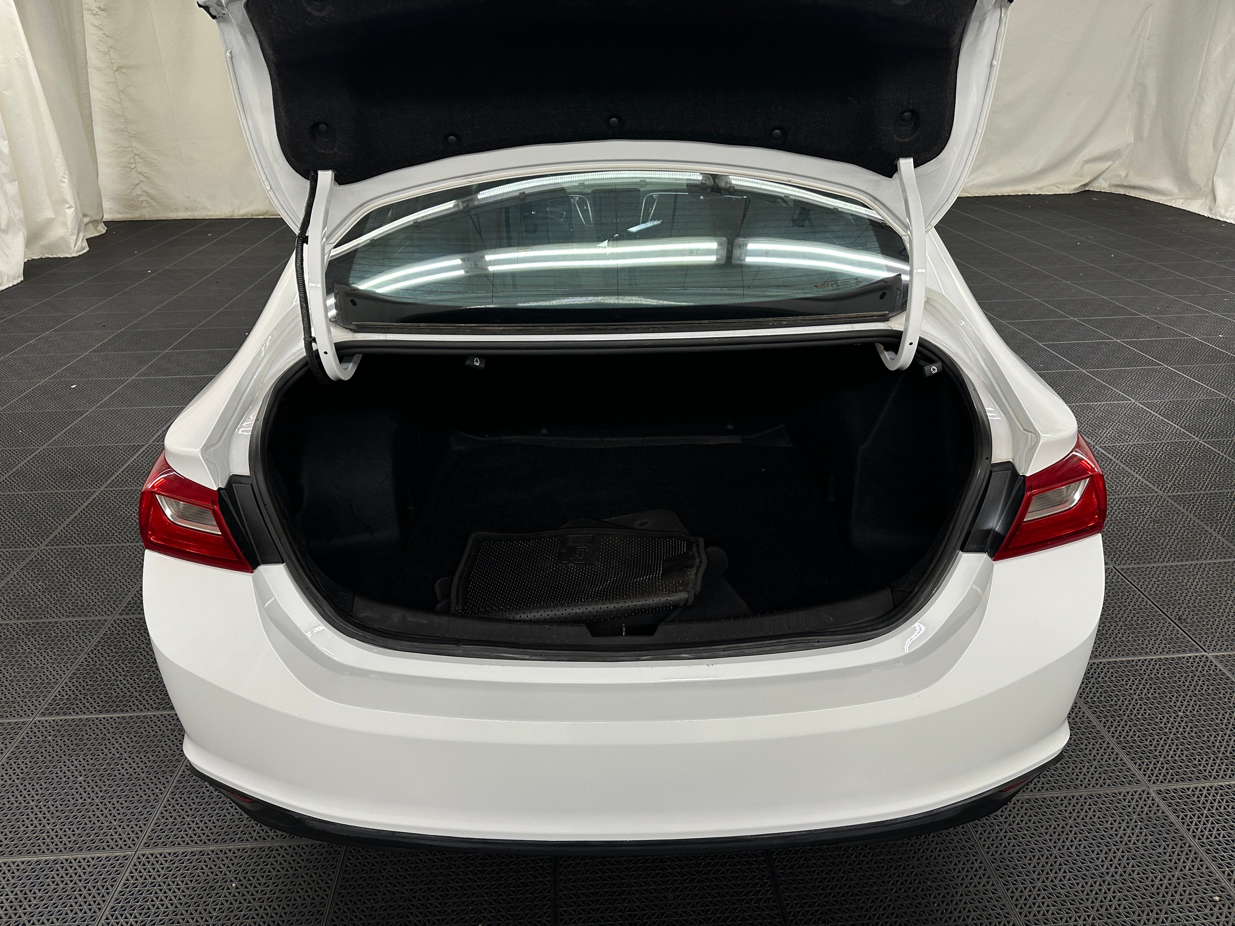 2023 Chevrolet Malibu LT 7