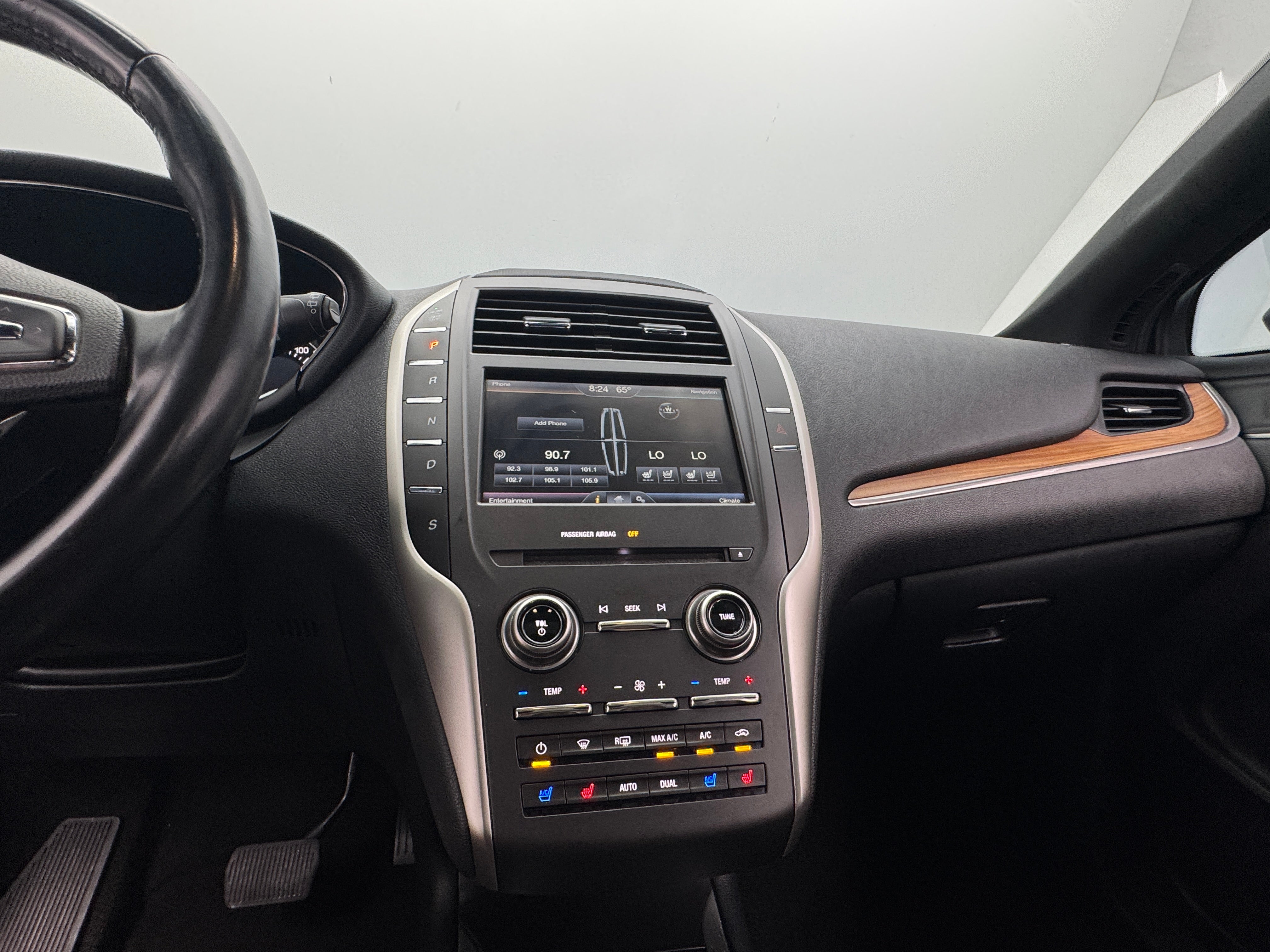 2015 Lincoln MKC Base 4