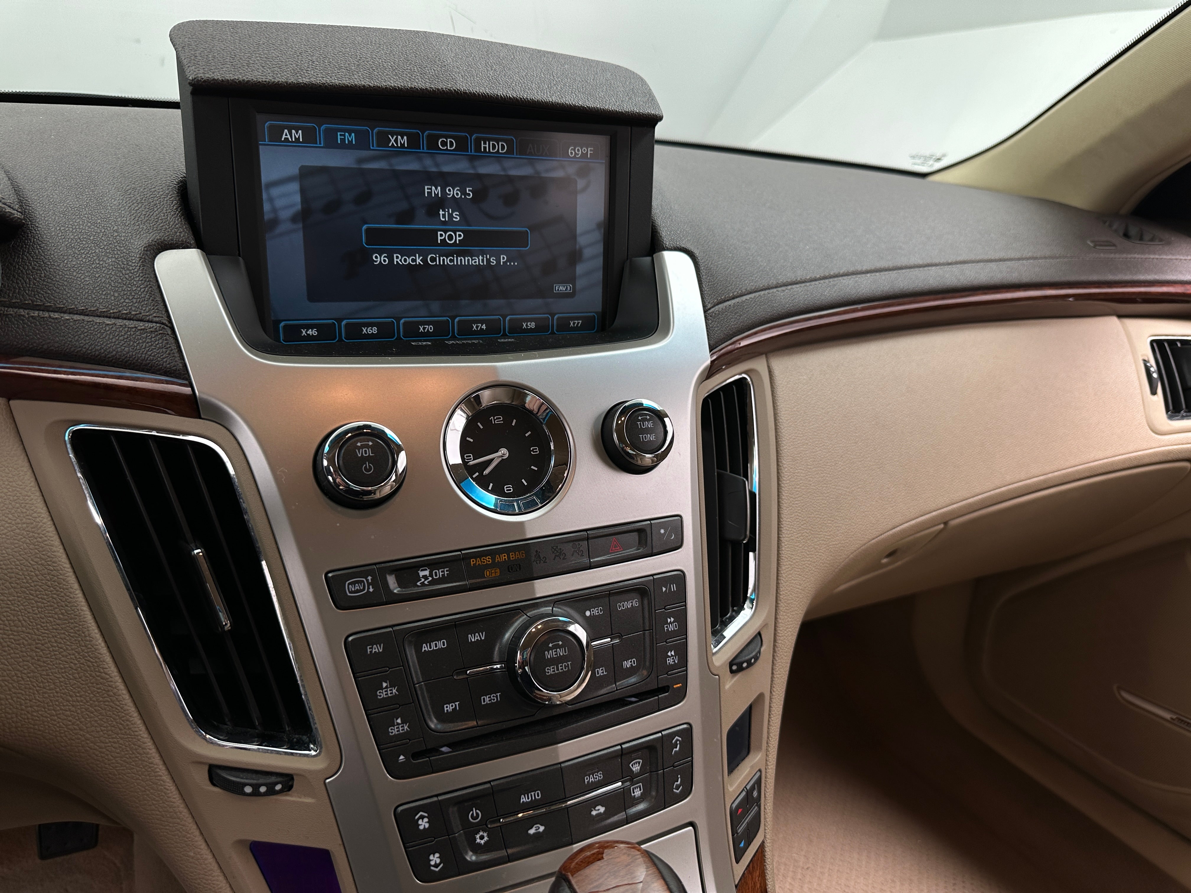 2013 Cadillac CTS Luxury 3