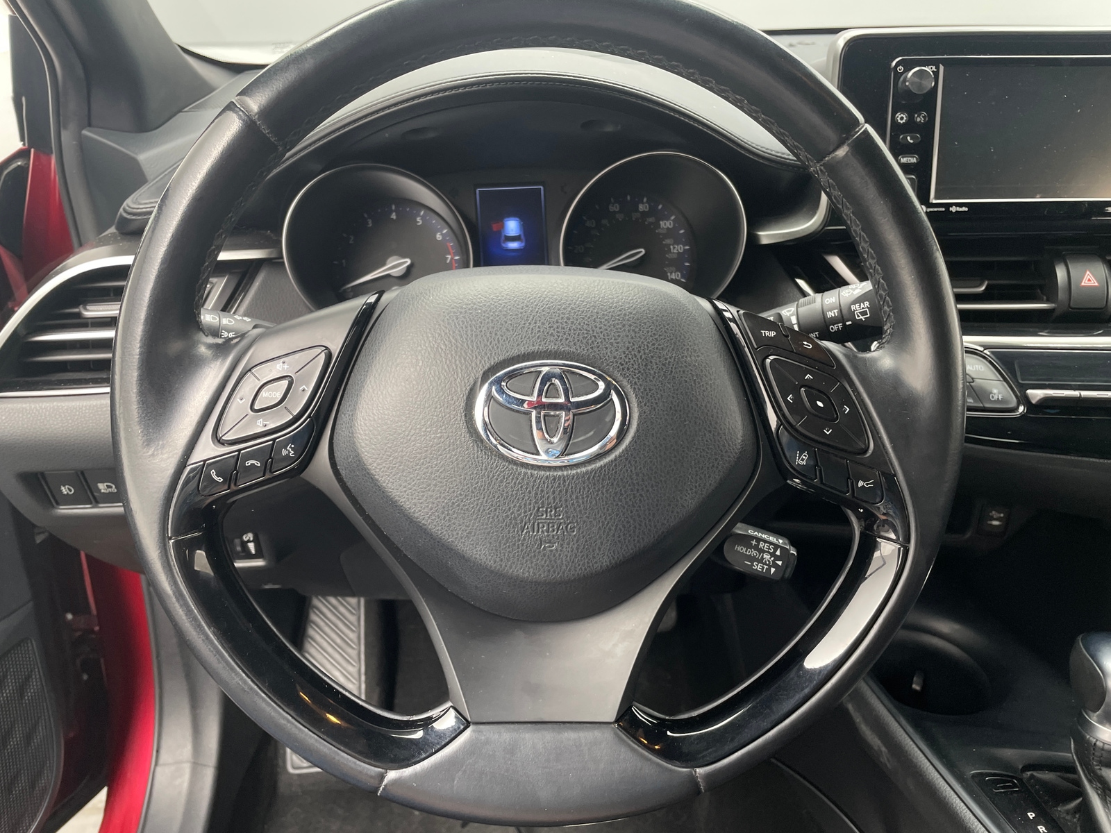 Thumbnail: 2018 Toyota C-HR - 5