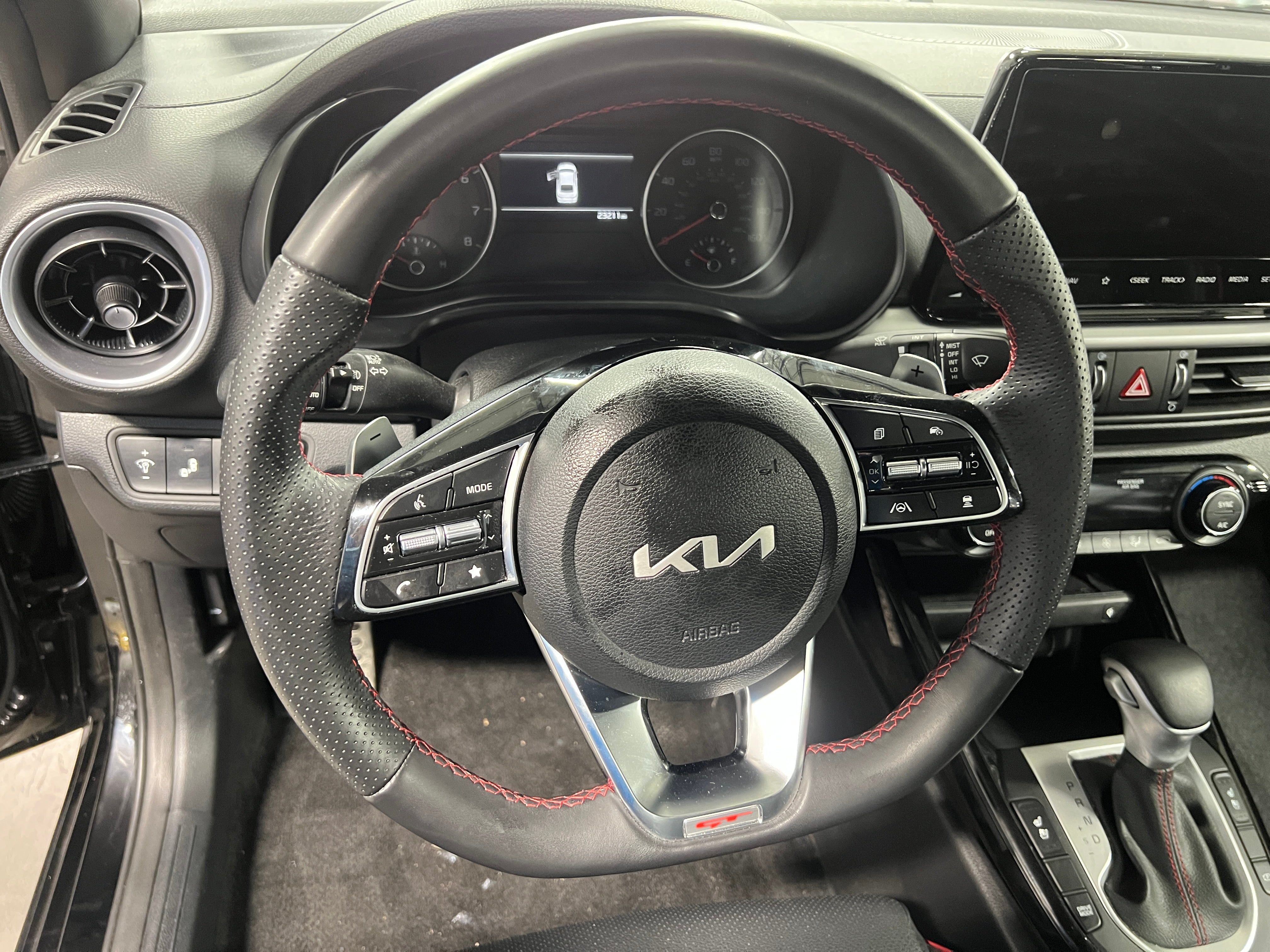 2024 Kia Forte GT 4
