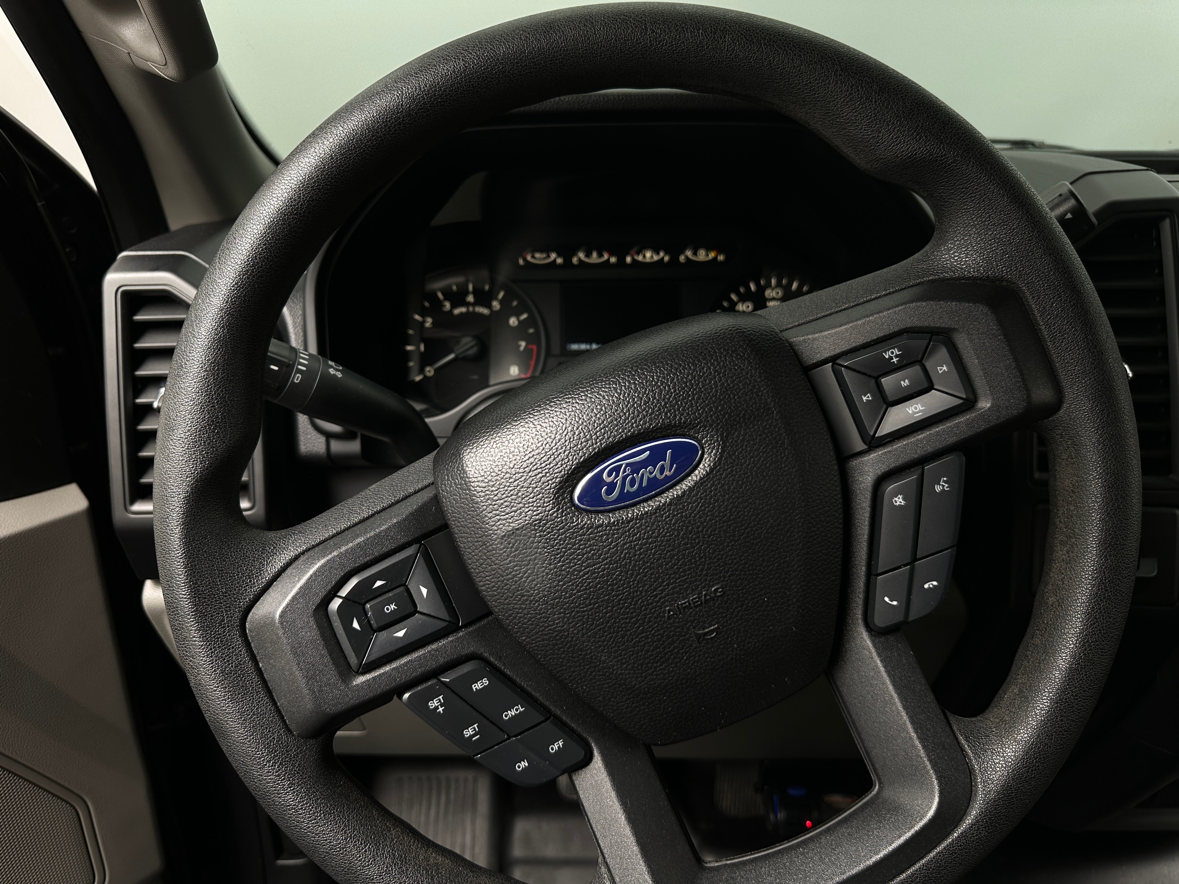 2018 Ford Econoline E-150 5