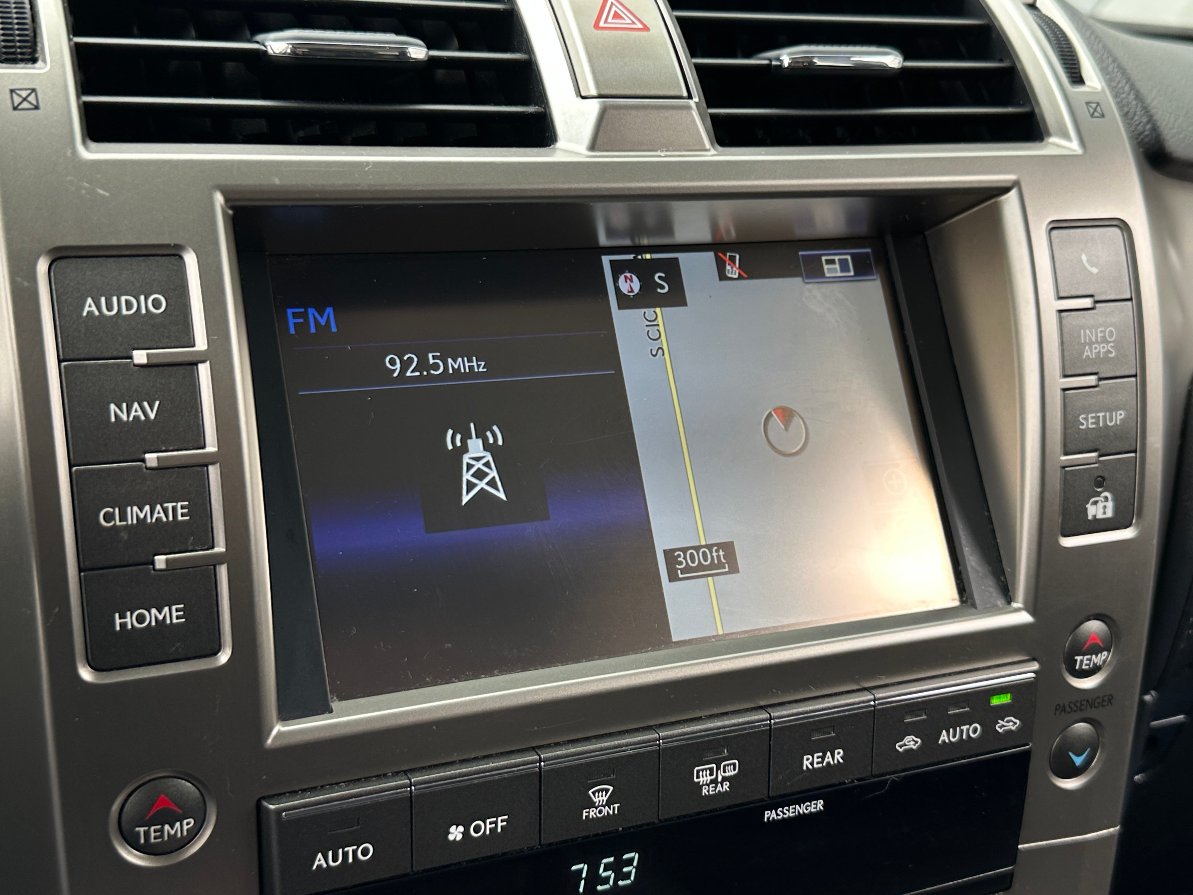 2019 Lexus GX 460 3