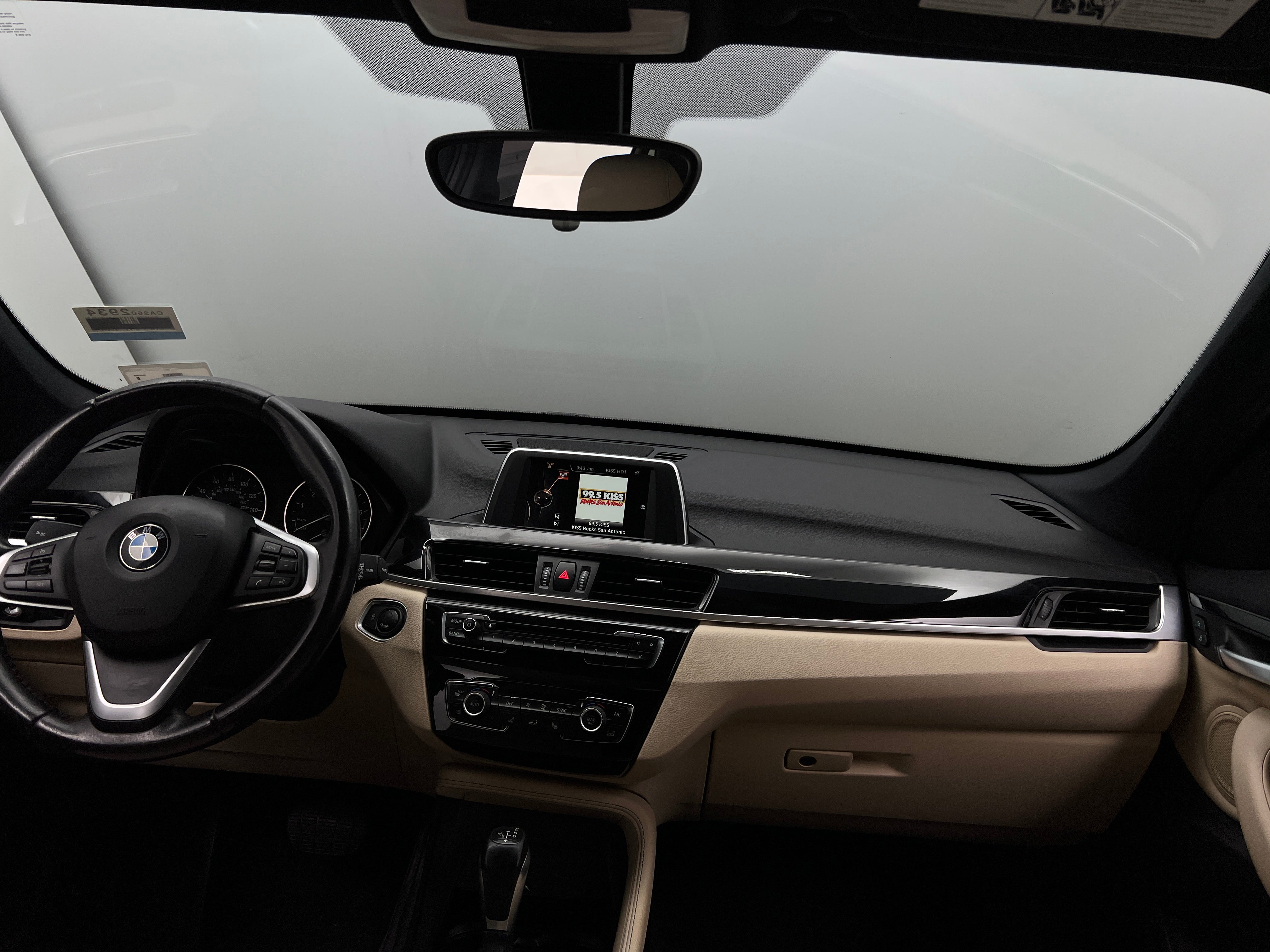 2017 BMW X1 xDrive28i 3