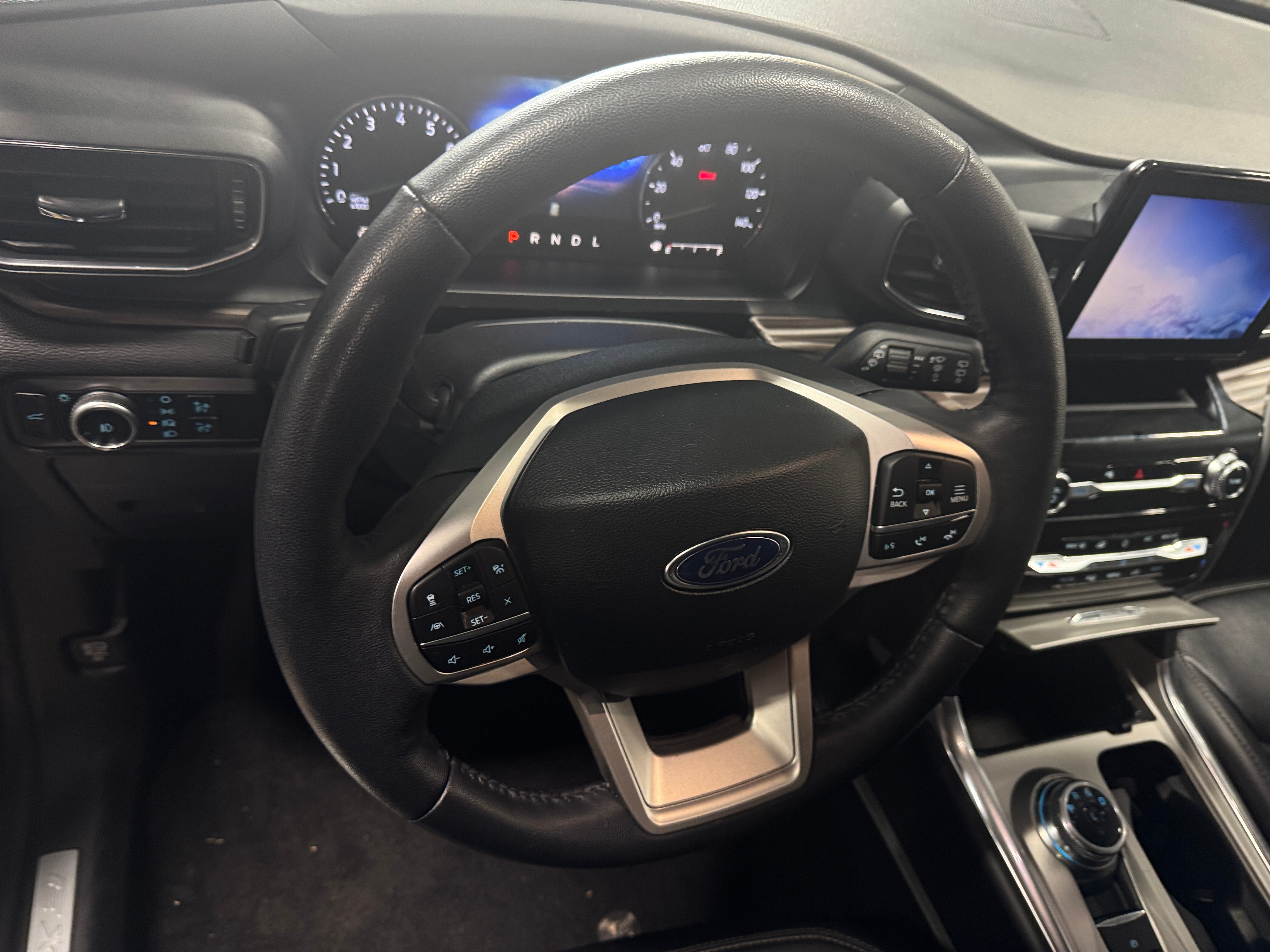 2024 Ford Explorer Limited 4