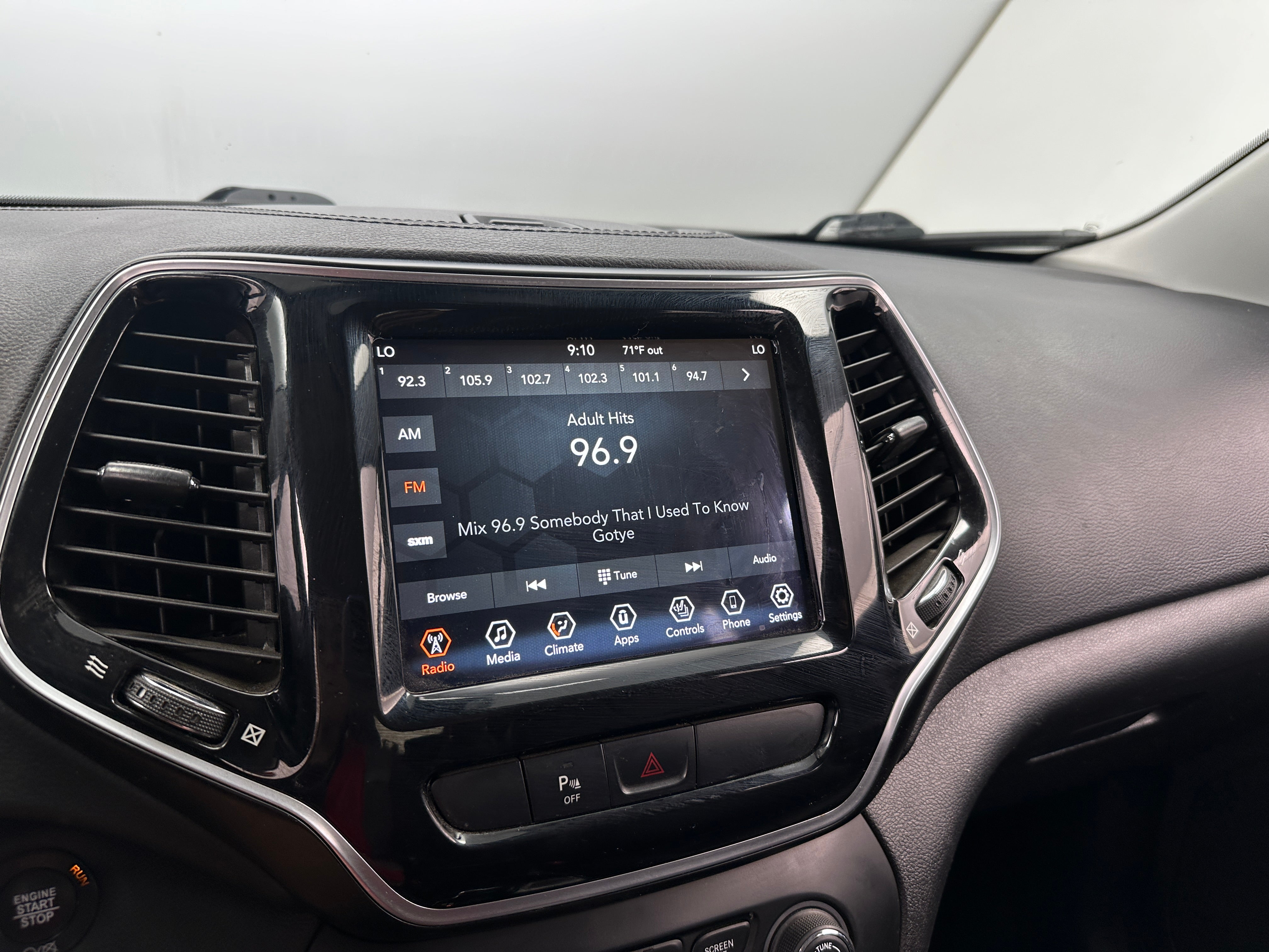 2019 Jeep Cherokee Limited Edition 3