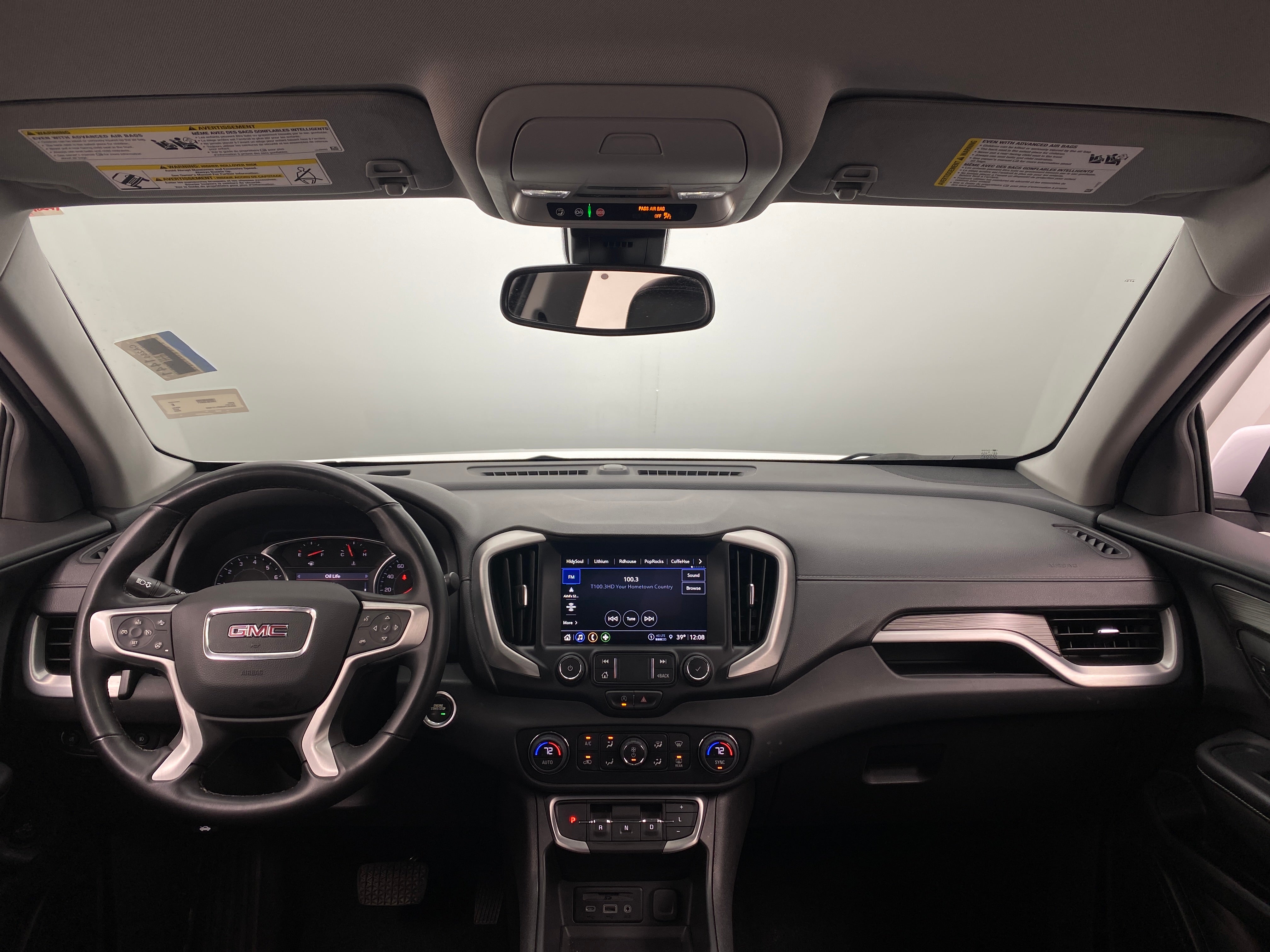 2023 GMC Terrain SLT 2
