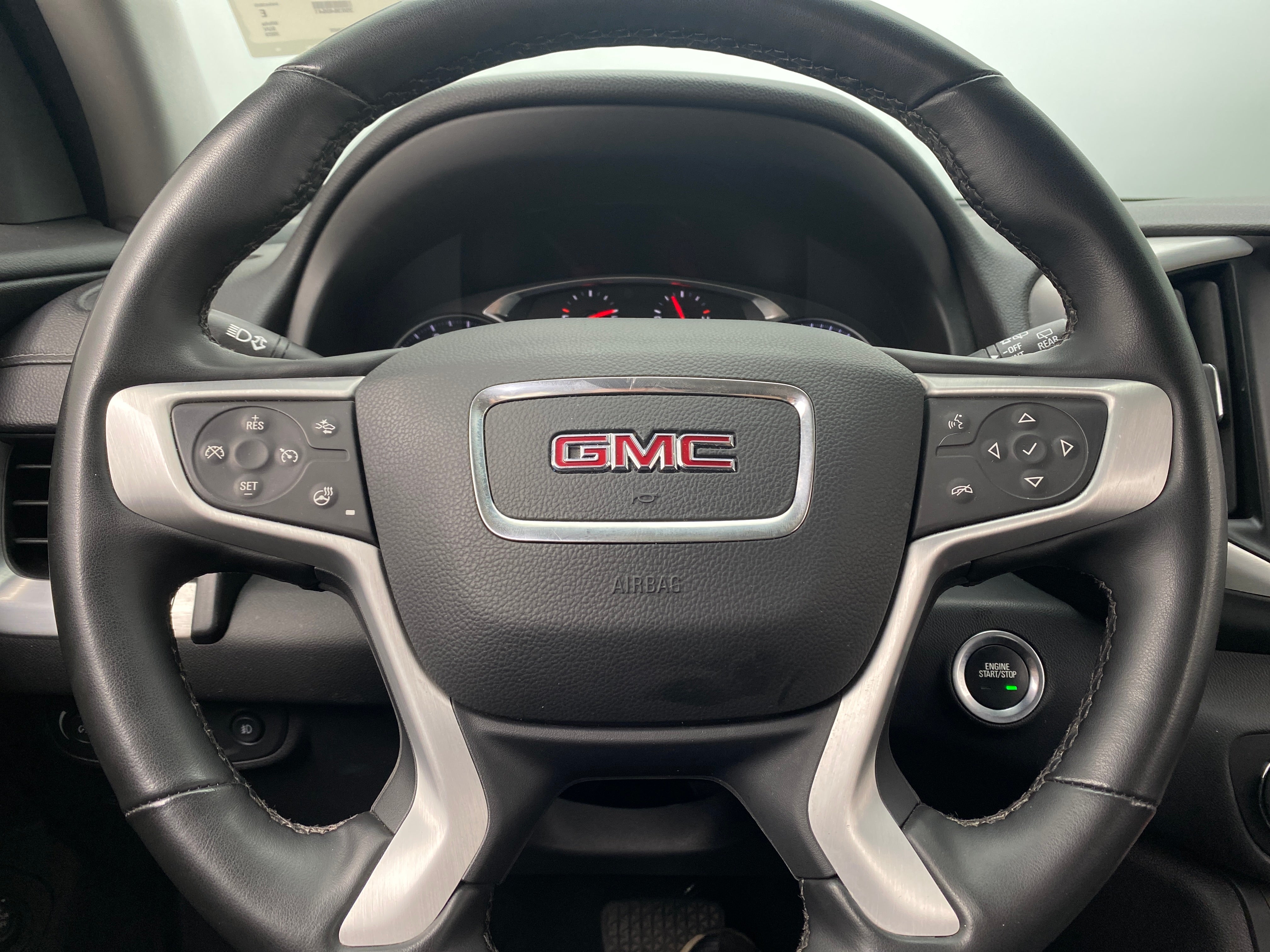 2023 GMC Terrain SLT 4