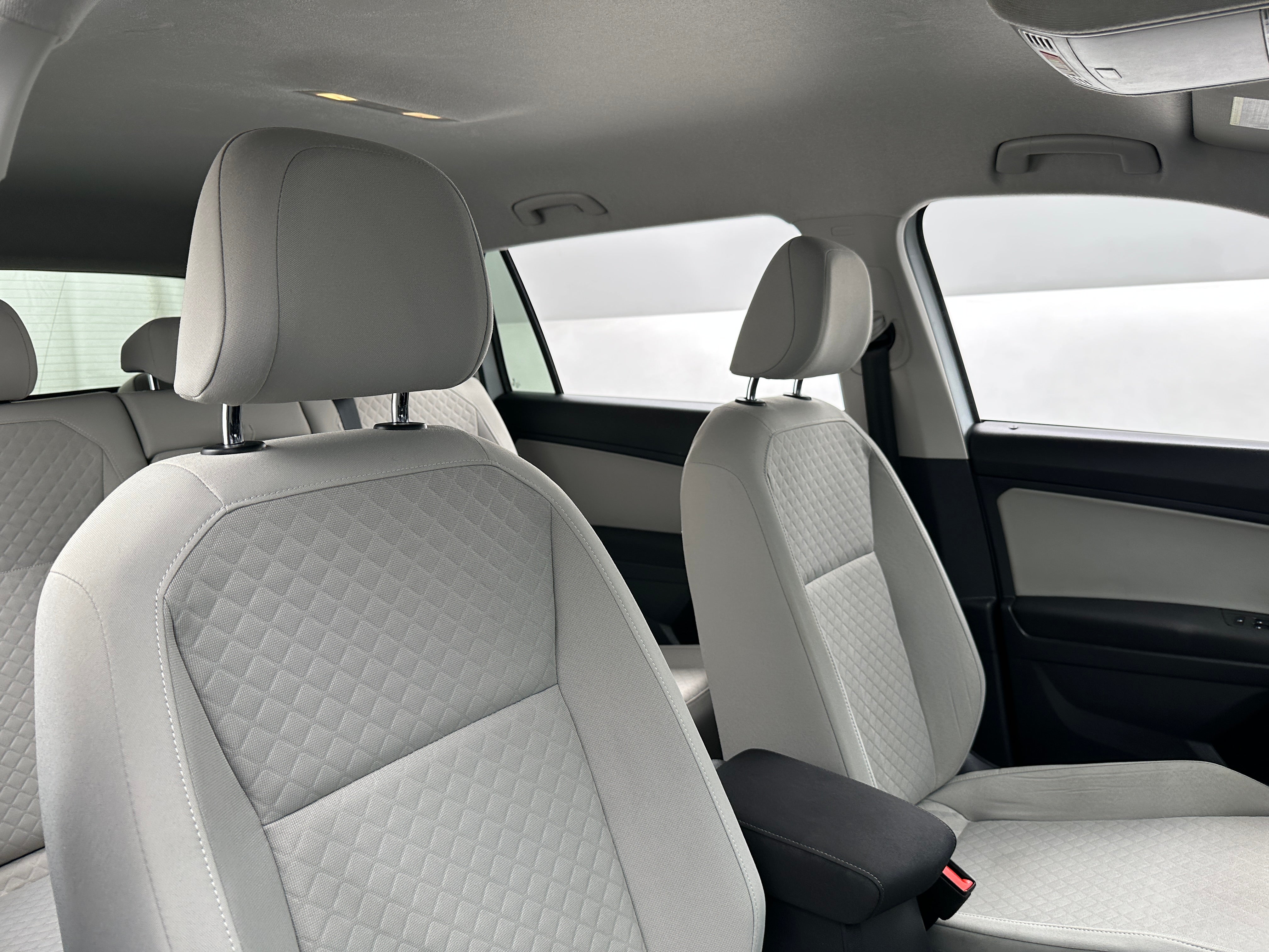 2020 Volkswagen Tiguan S 2