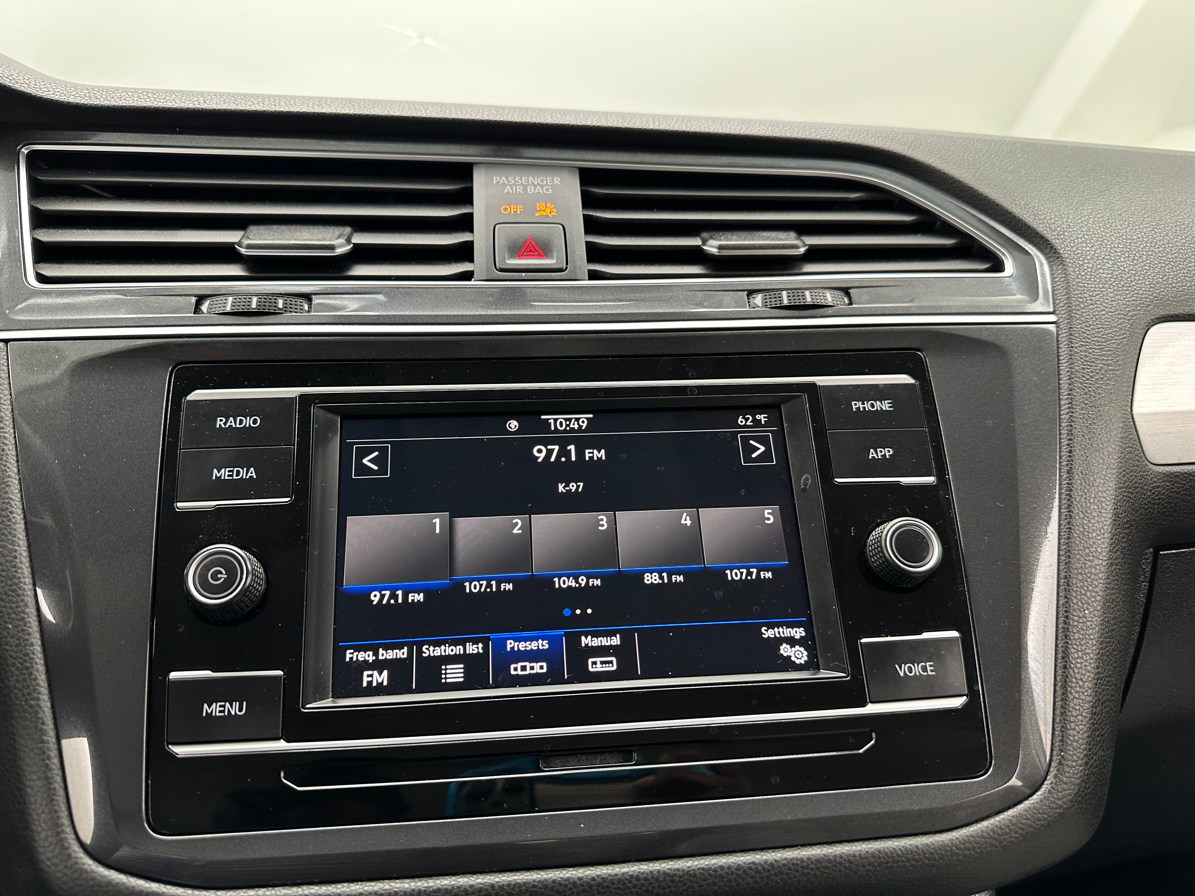 2020 Volkswagen Tiguan S 4