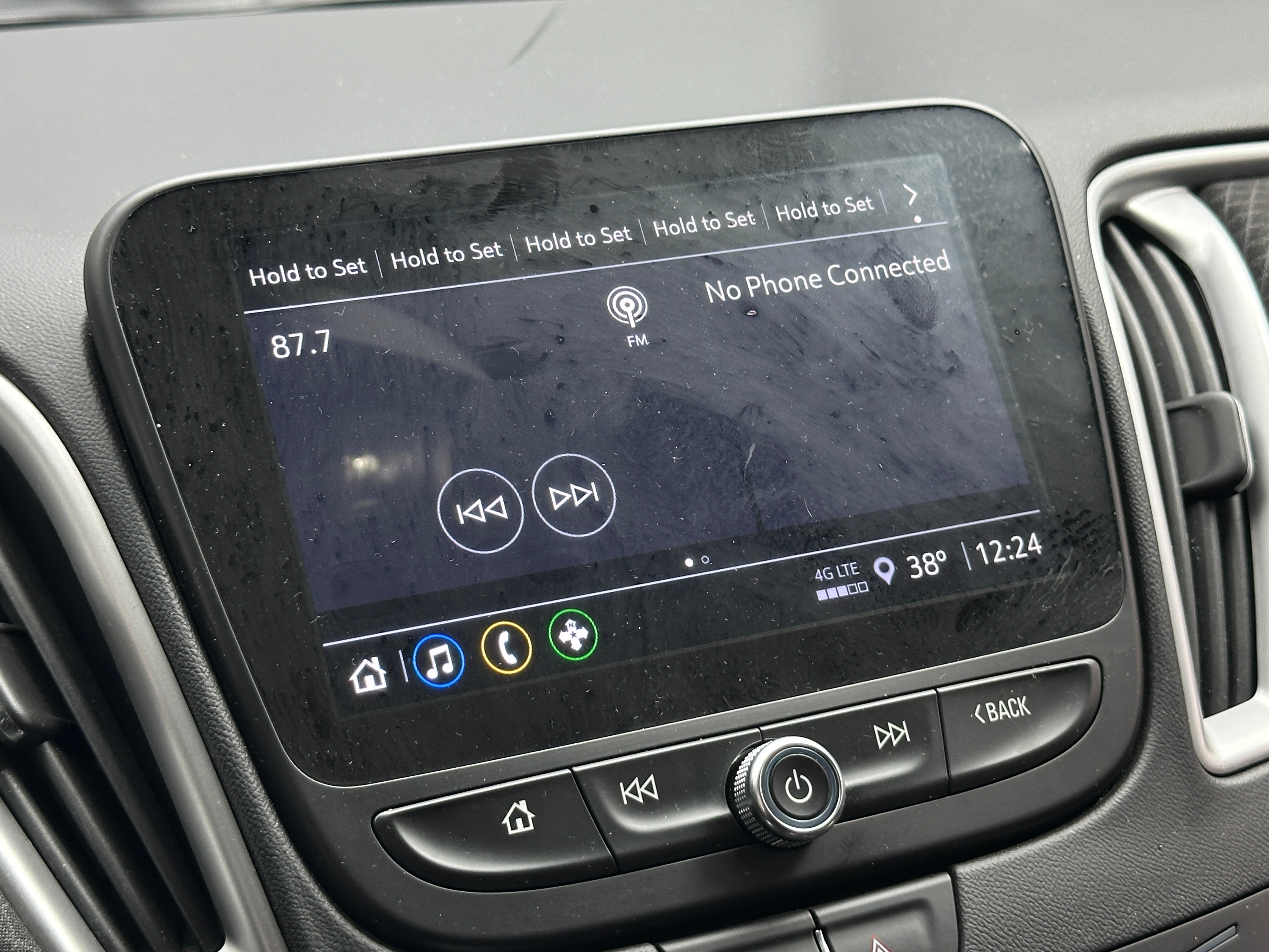 2022 Chevrolet Malibu LS 4