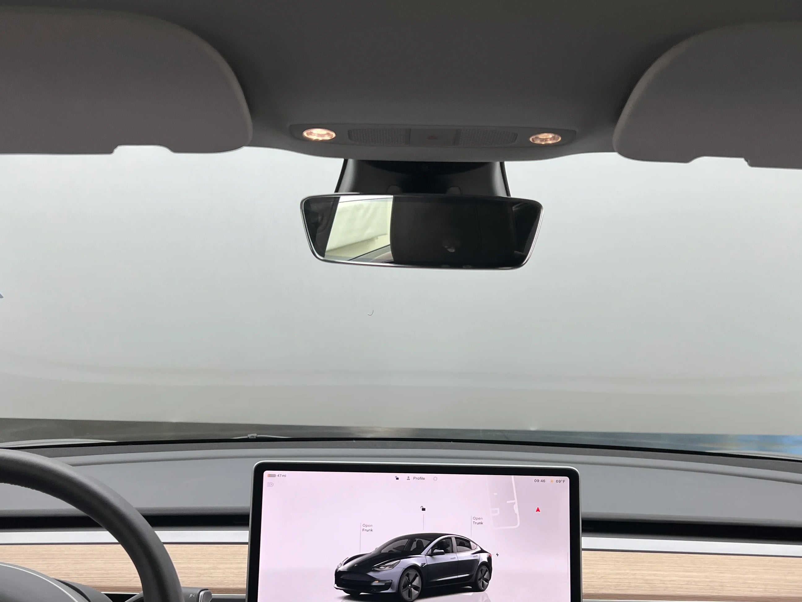 2023 Tesla Model 3 Standard Range 2
