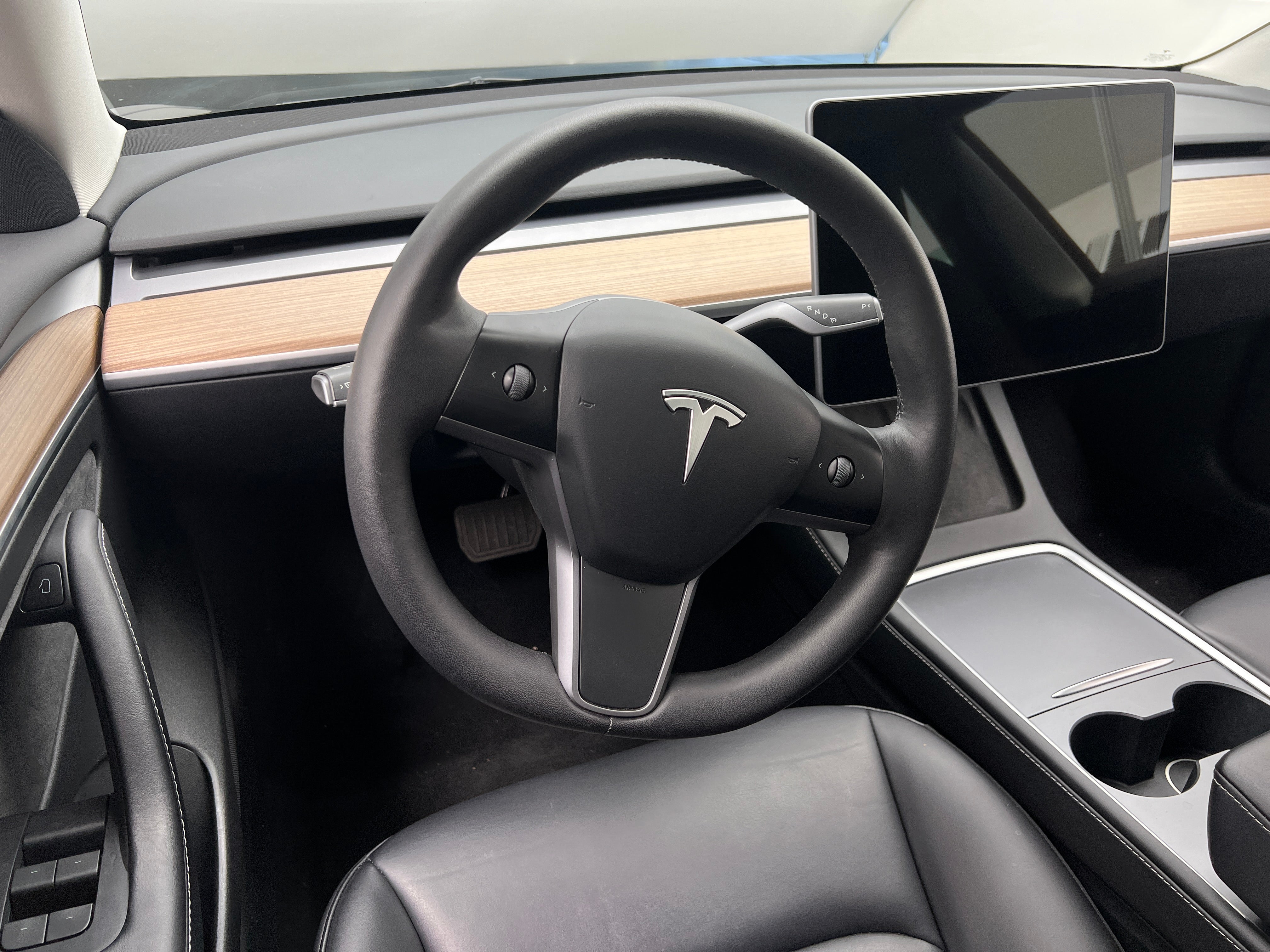 2023 Tesla Model 3 Standard Range 4