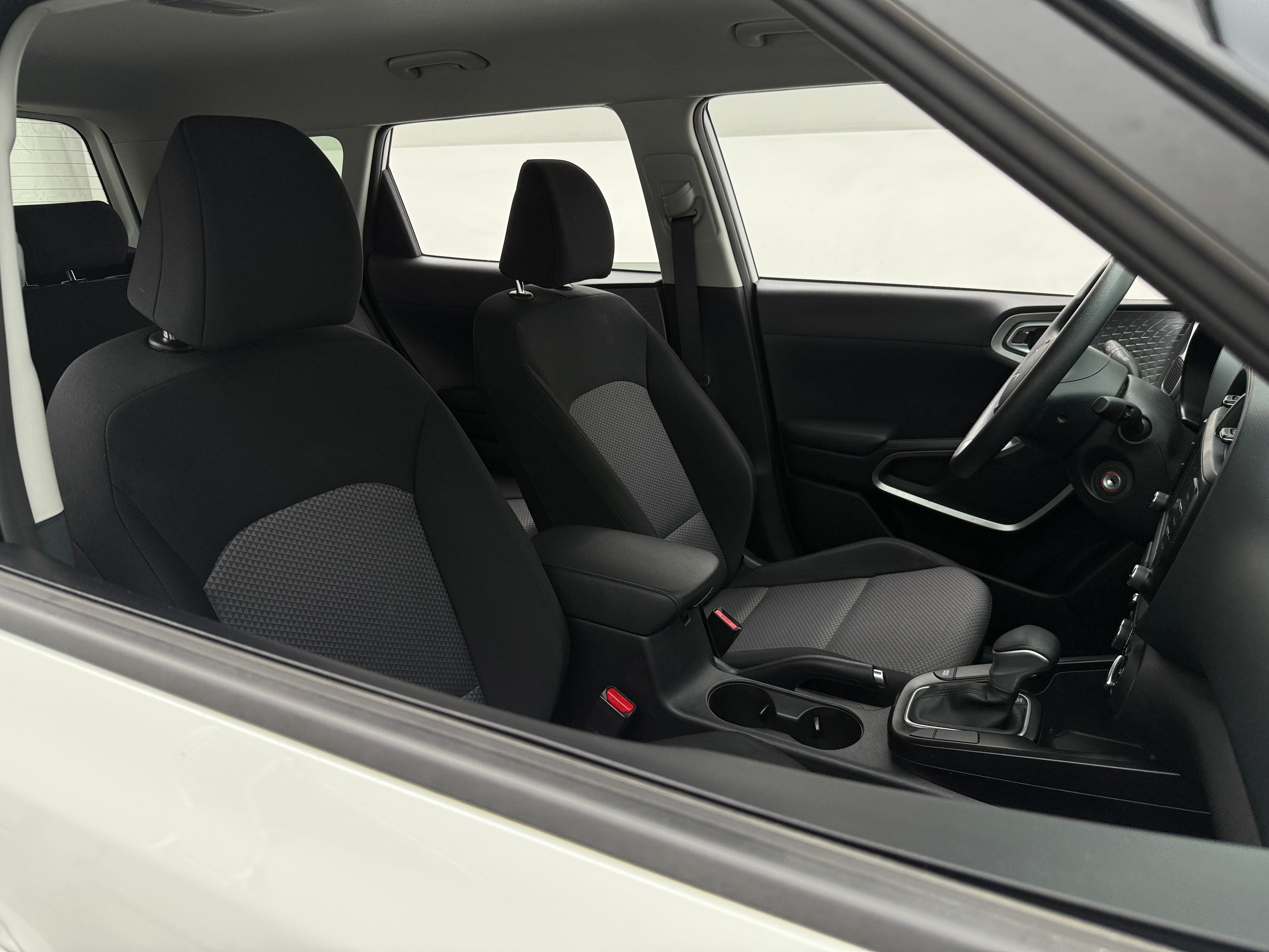 2024 Kia Soul LX 2