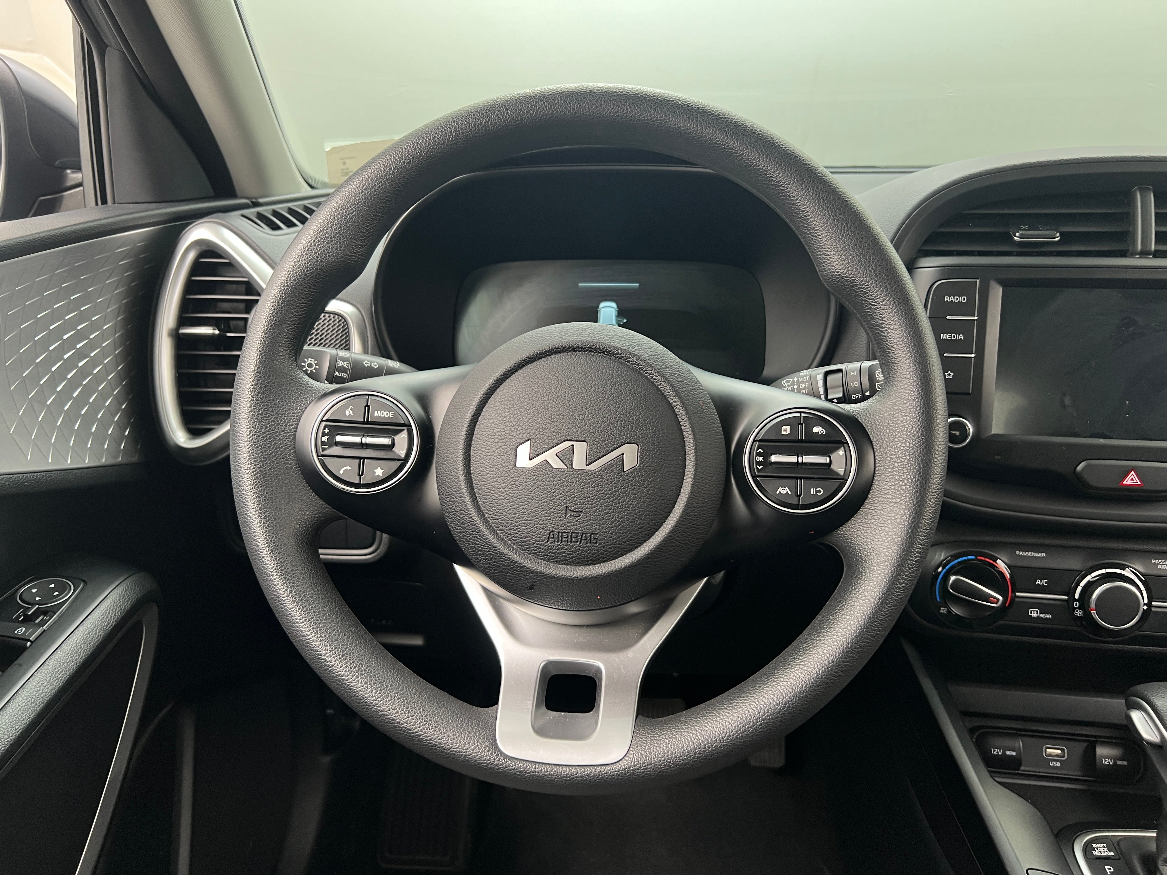 2024 Kia Soul LX 5