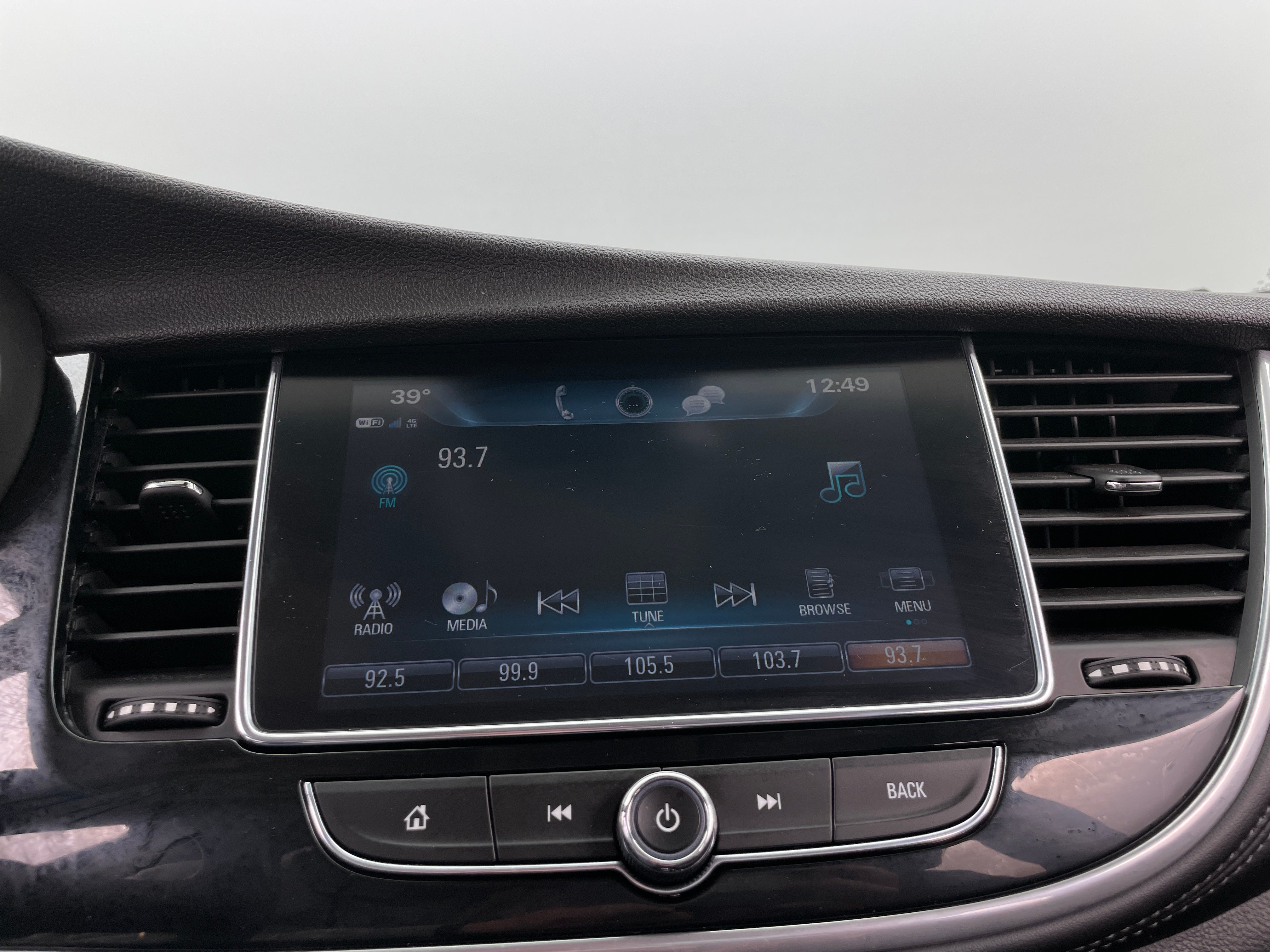 2019 Buick Encore Sport Touring 3