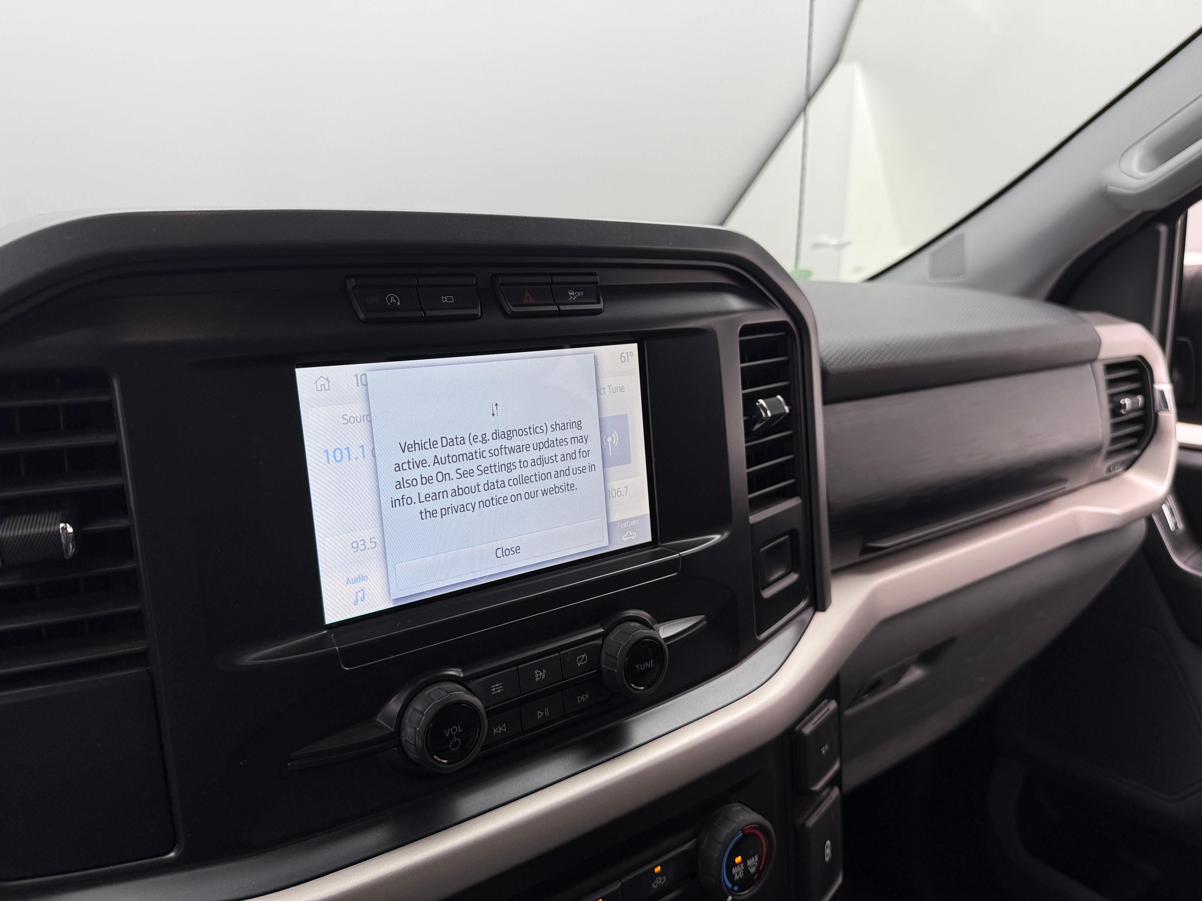 2021 Ford Econoline E-150 4