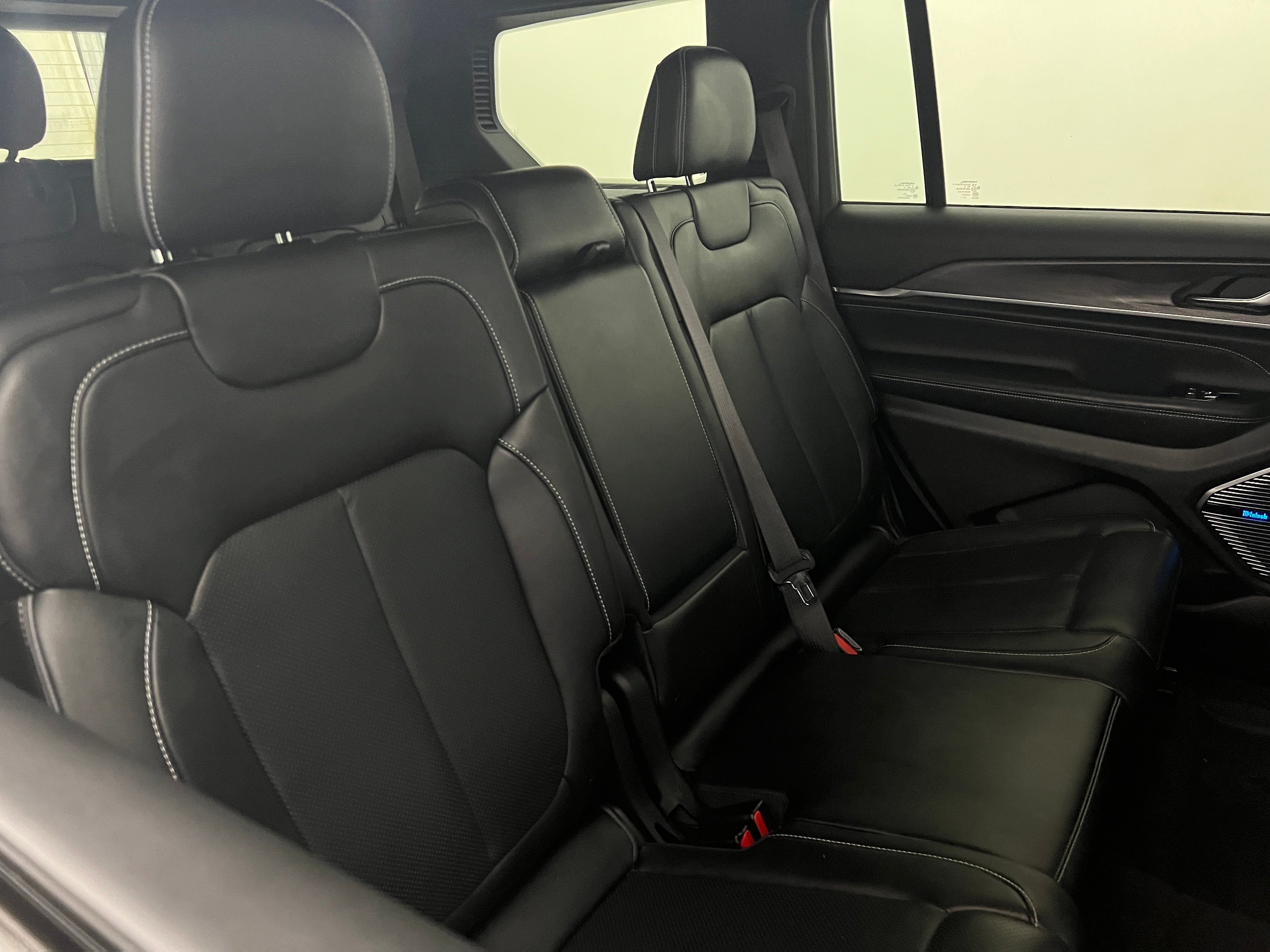 2021 Jeep Grand Cherokee L Overland 5