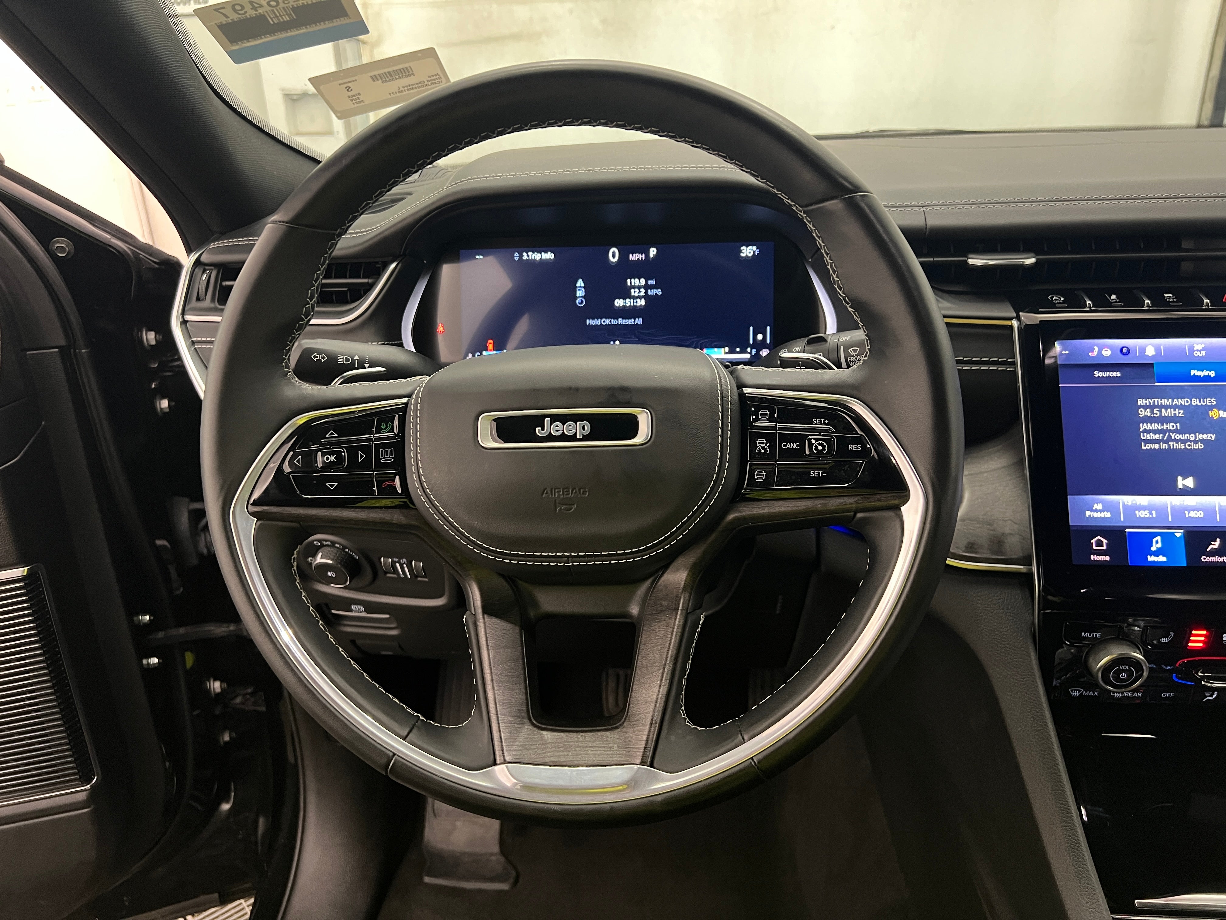 2021 Jeep Grand Cherokee L Overland 4