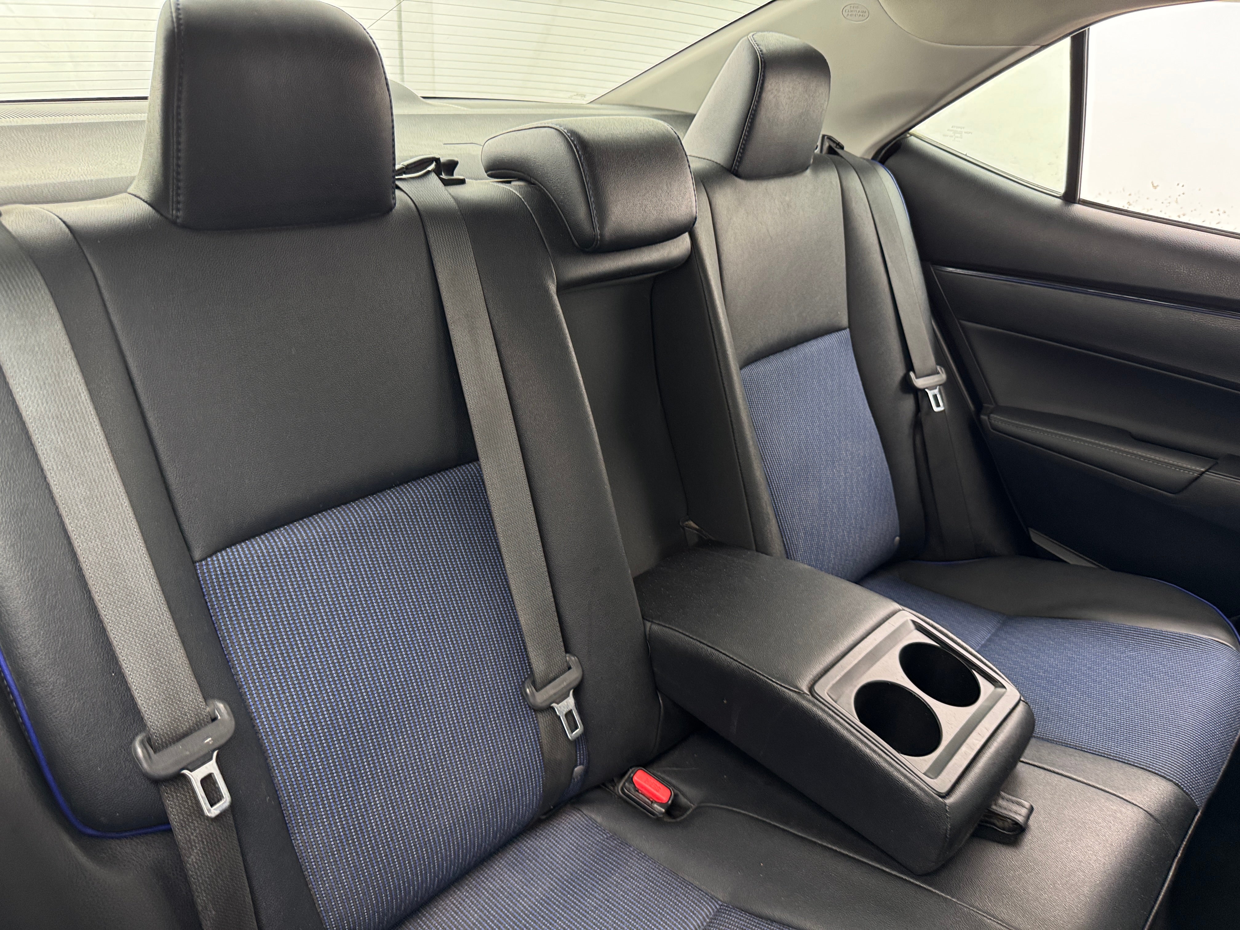 2018 Toyota Corolla SE 6