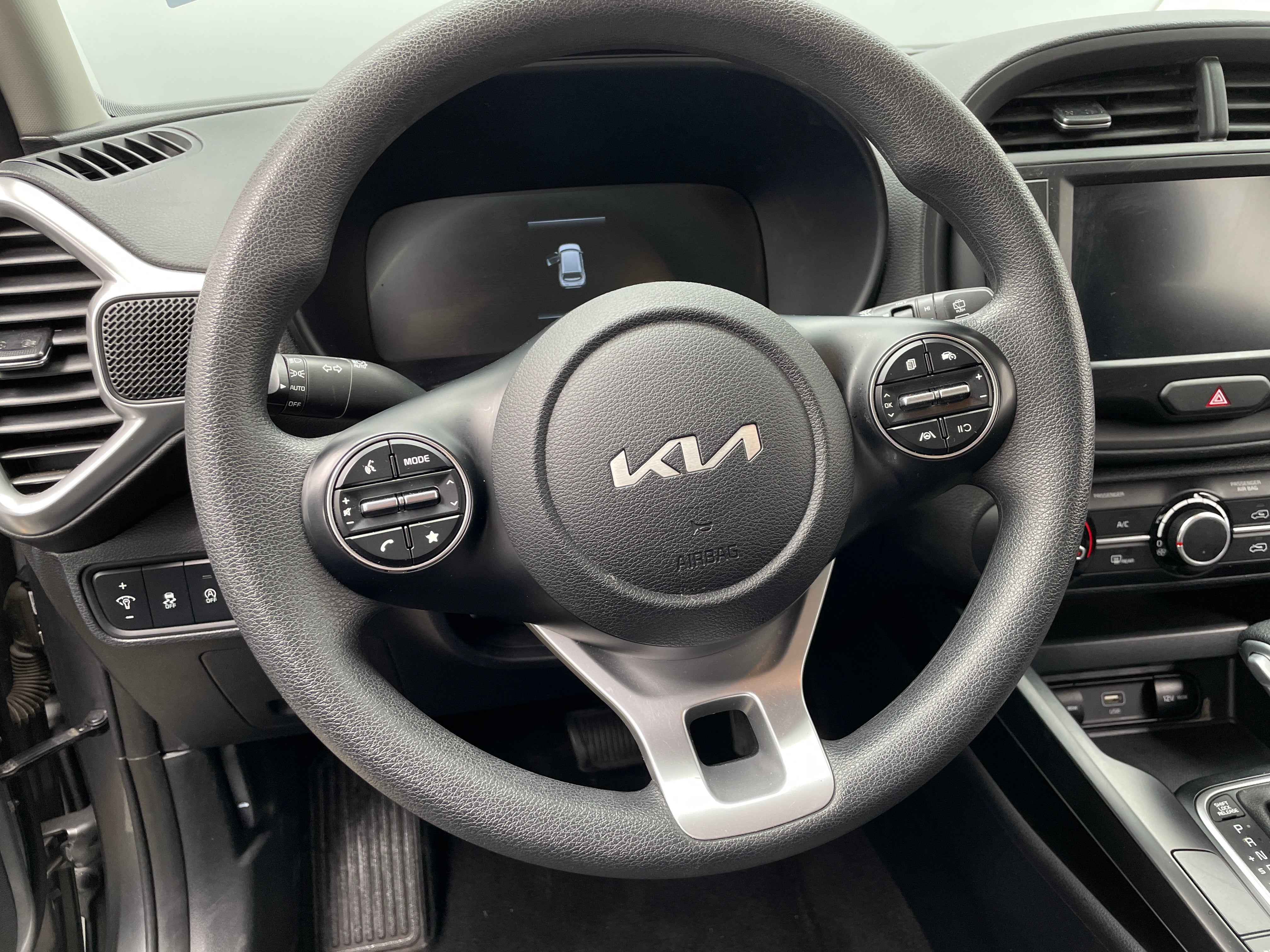 2024 Kia Soul LX 5
