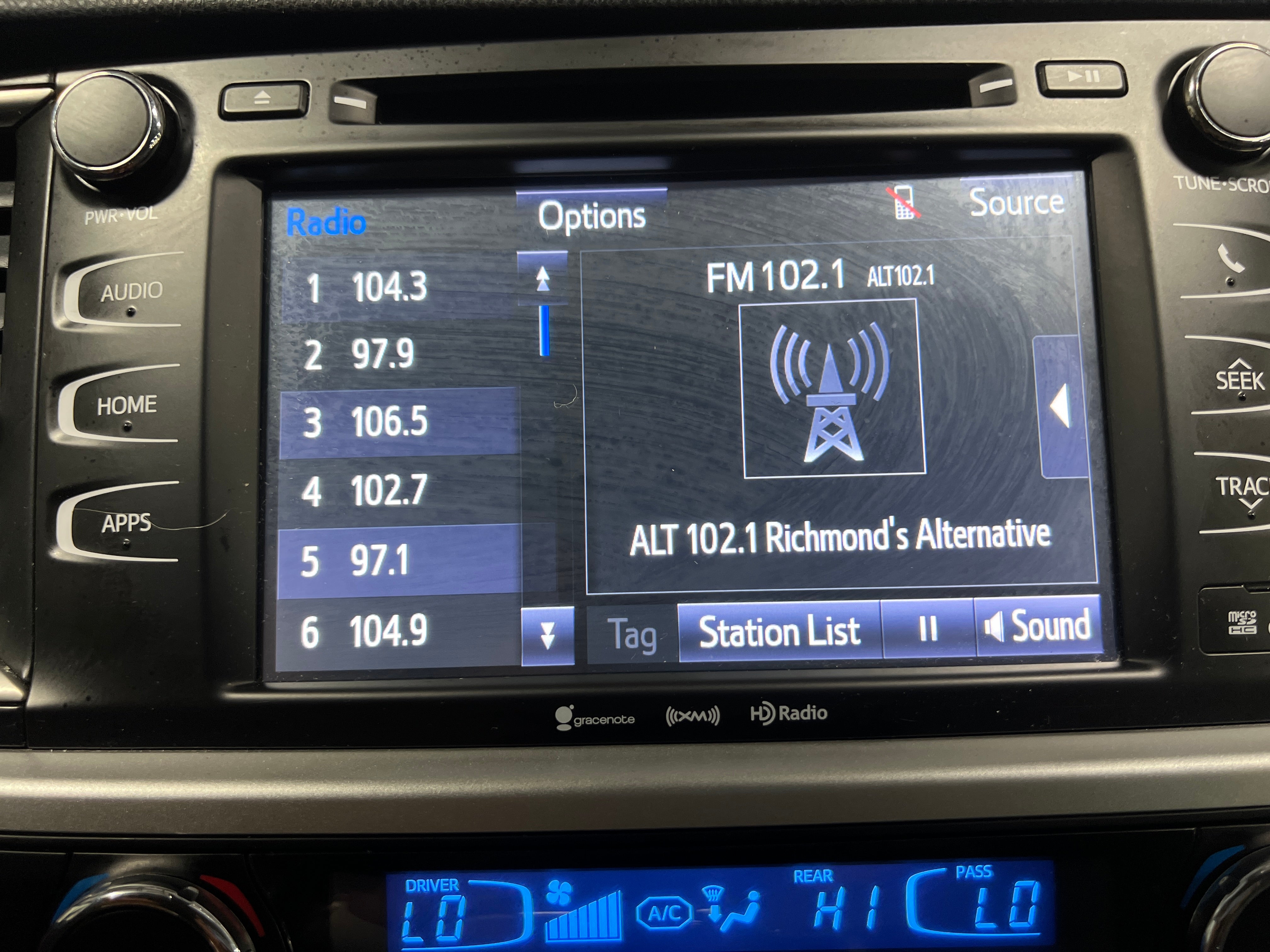 2018 Toyota Highlander SE 3